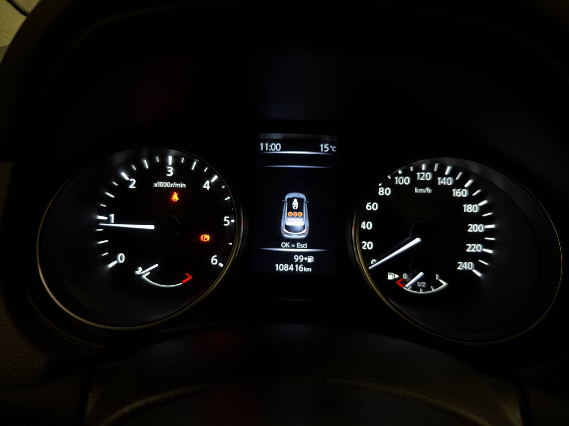 NISSAN Qashqai - Foto 10