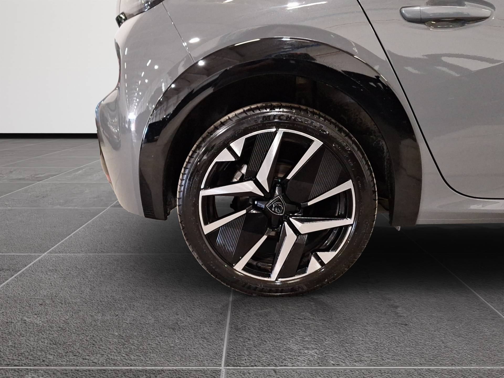 PEUGEOT 208 - Foto 21