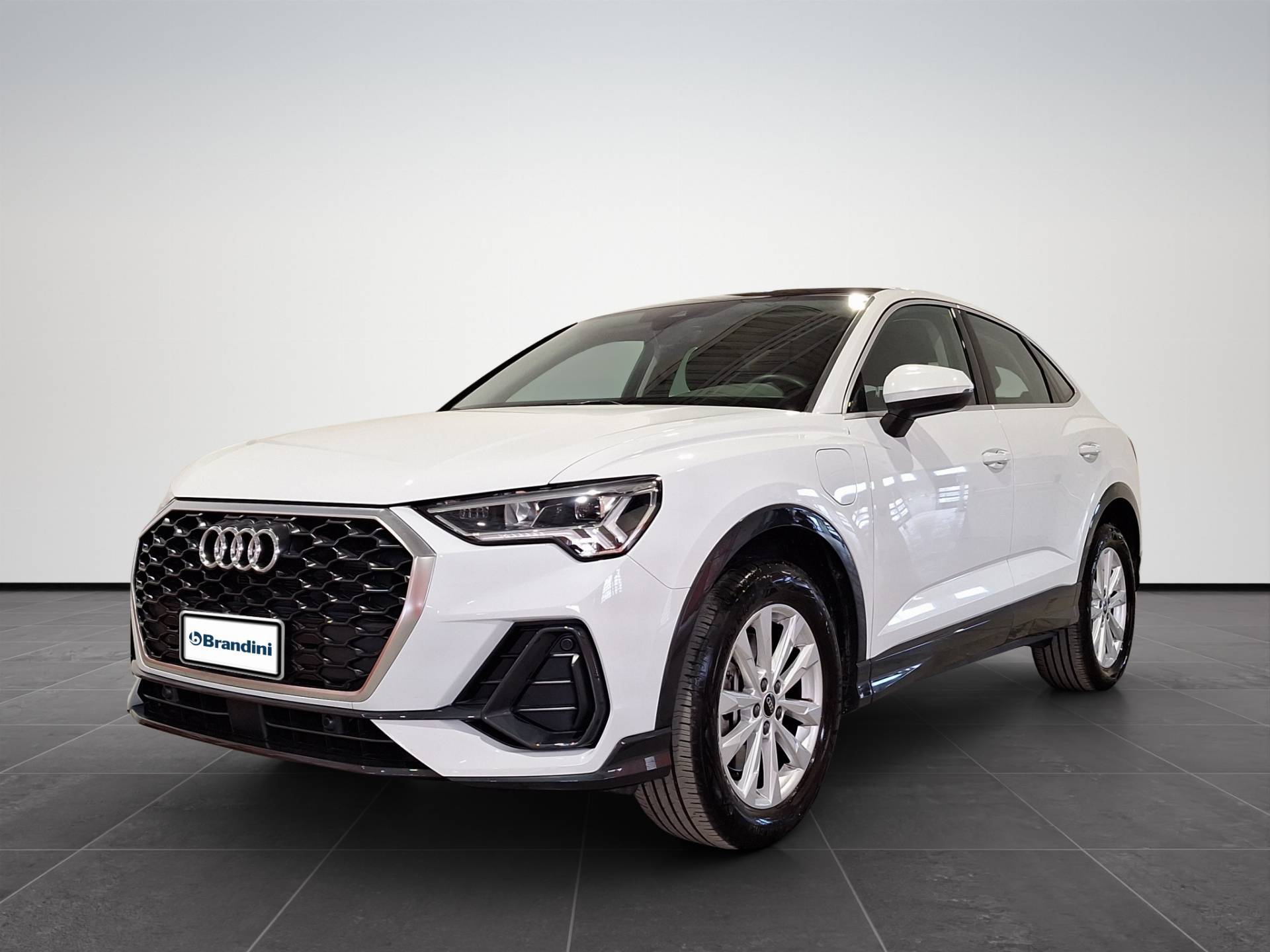 AUDI Q3 - Foto 1