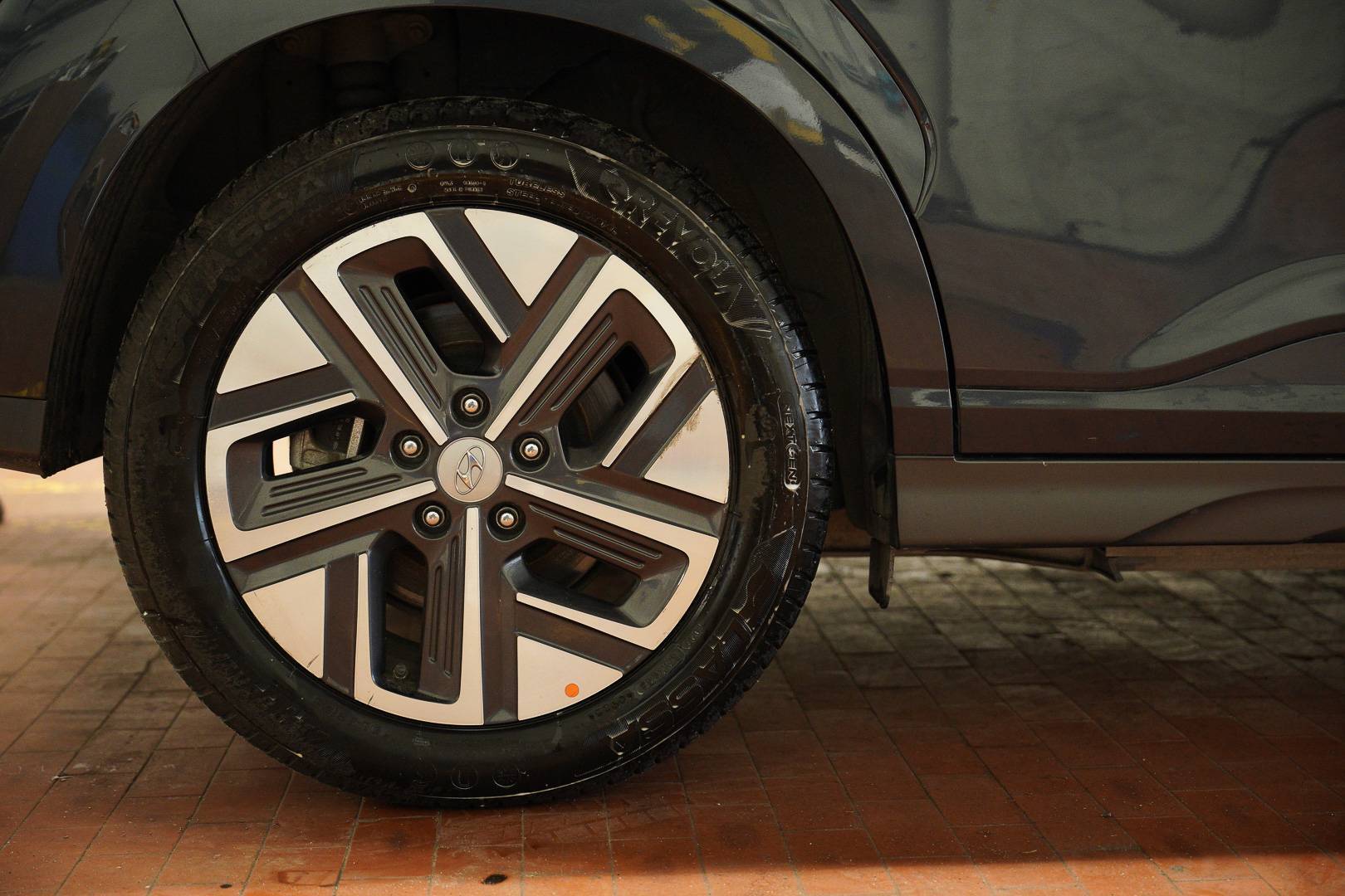 HYUNDAI Kona - Foto 5