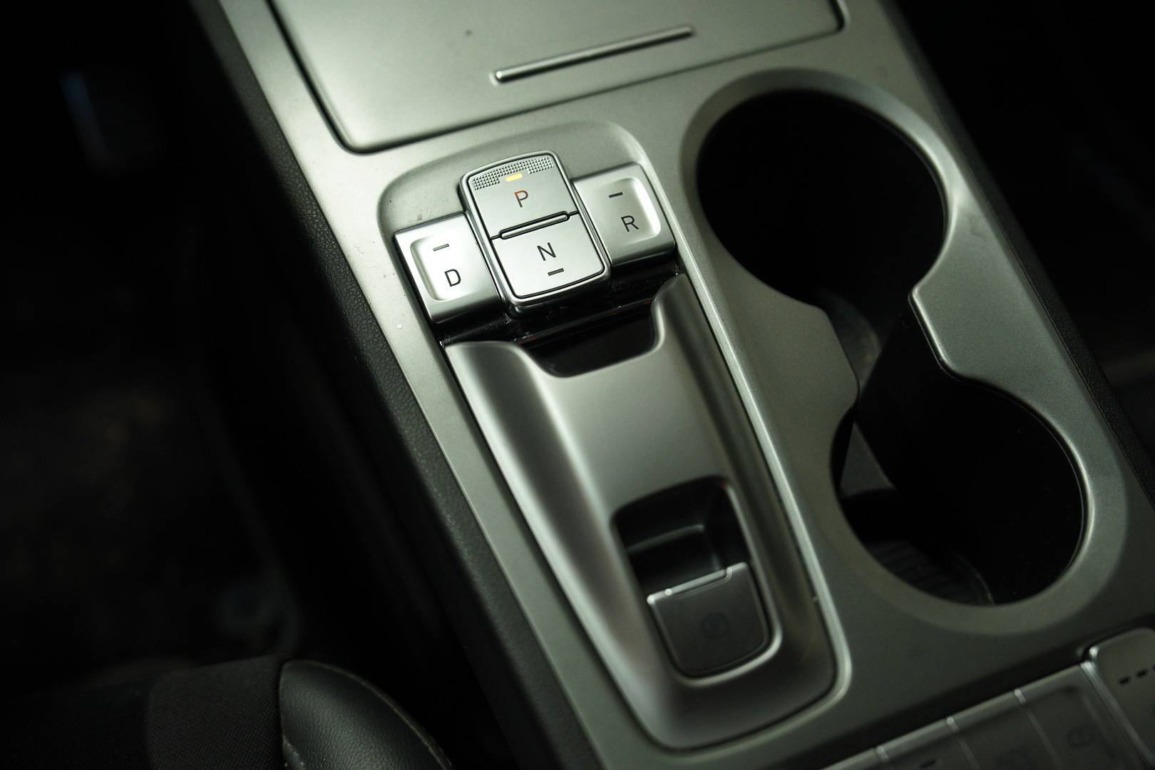 HYUNDAI Kona - Foto 17