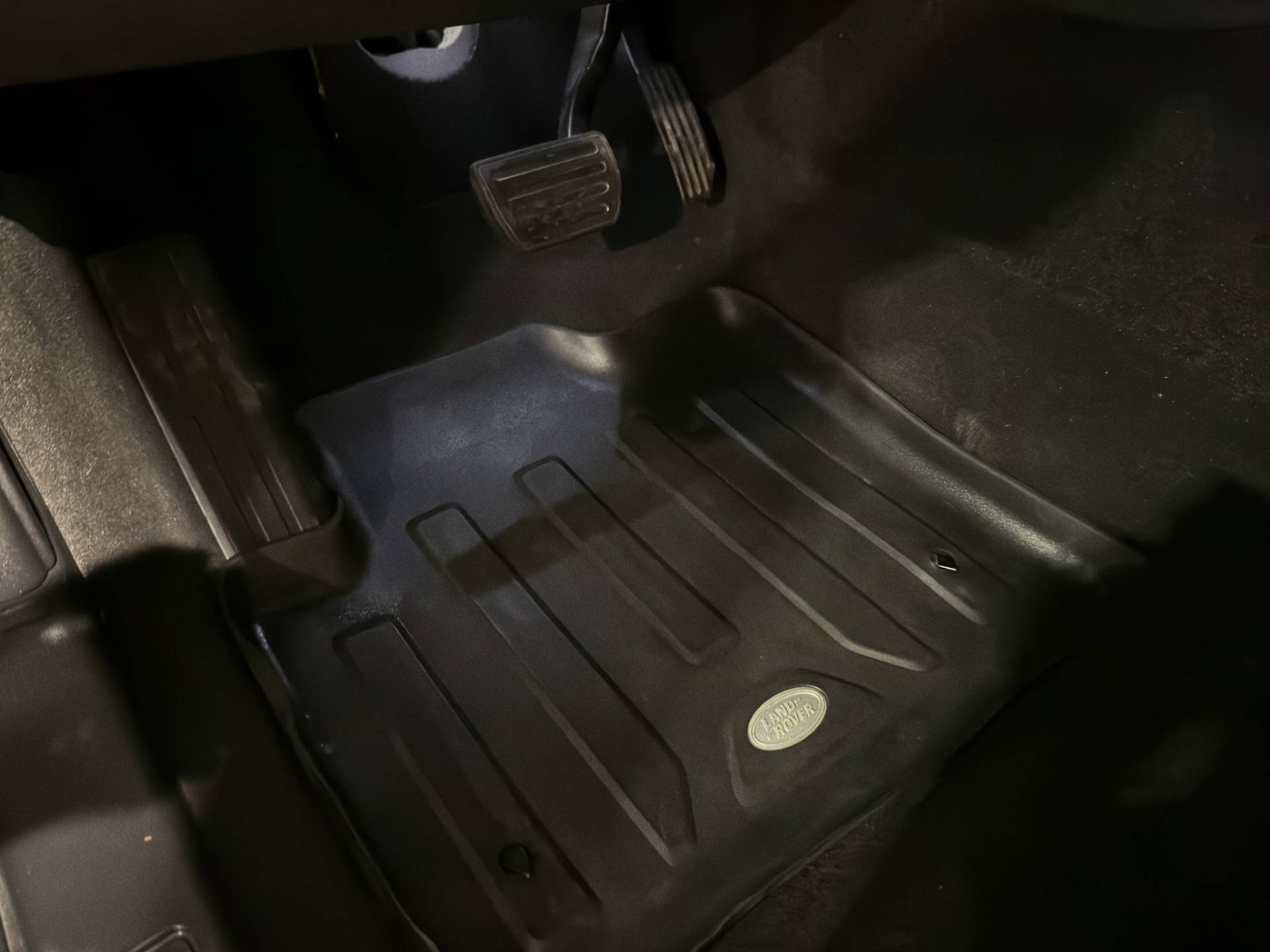 LAND ROVER Discovery Sport - Foto 24