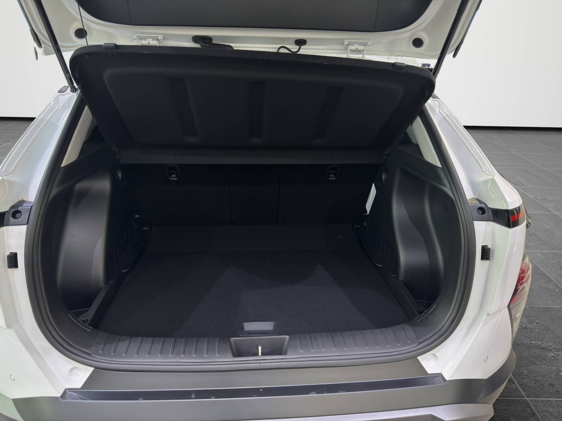 HYUNDAI Kona - Foto 18