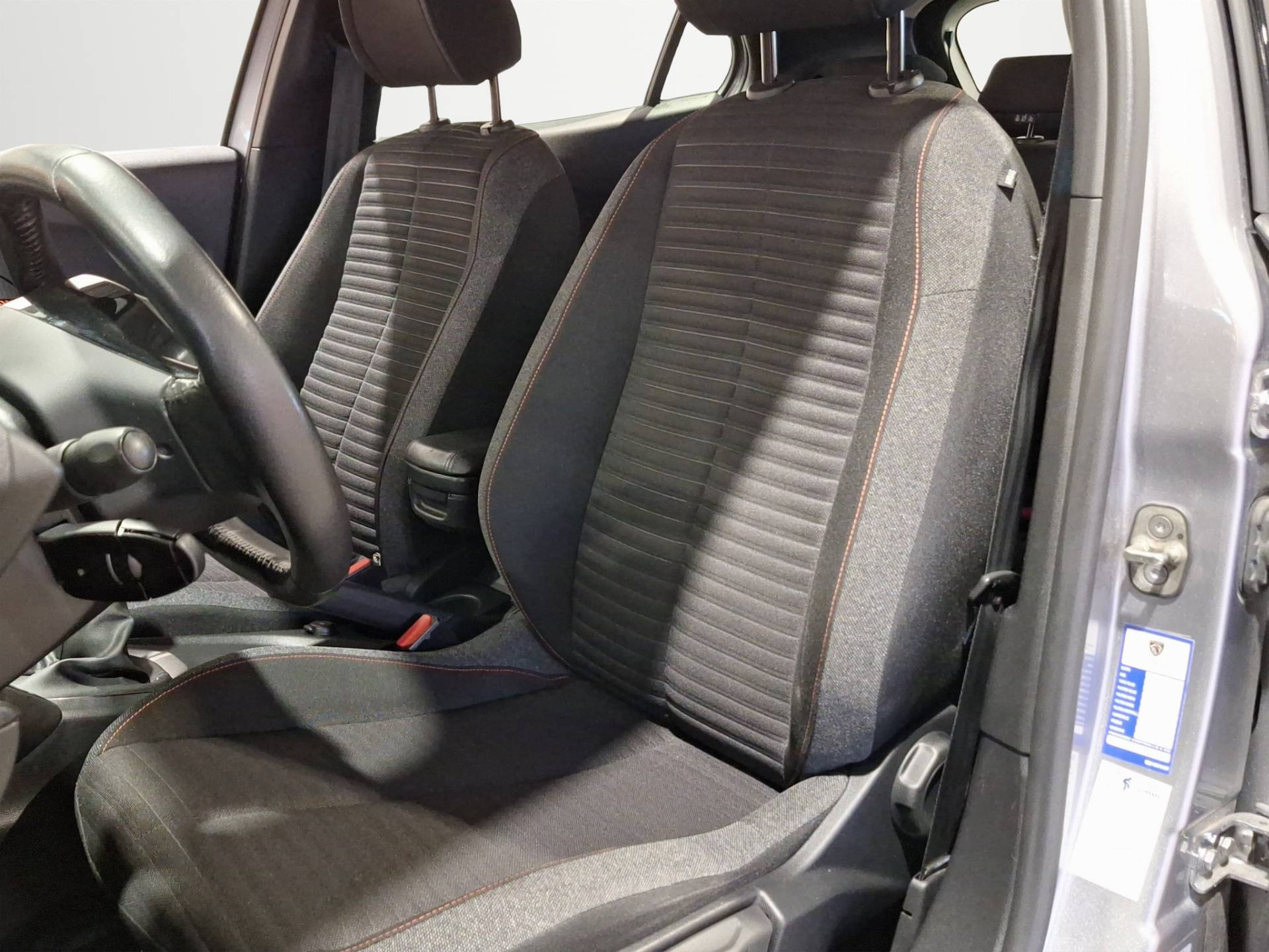 PEUGEOT 2008 - Foto 7