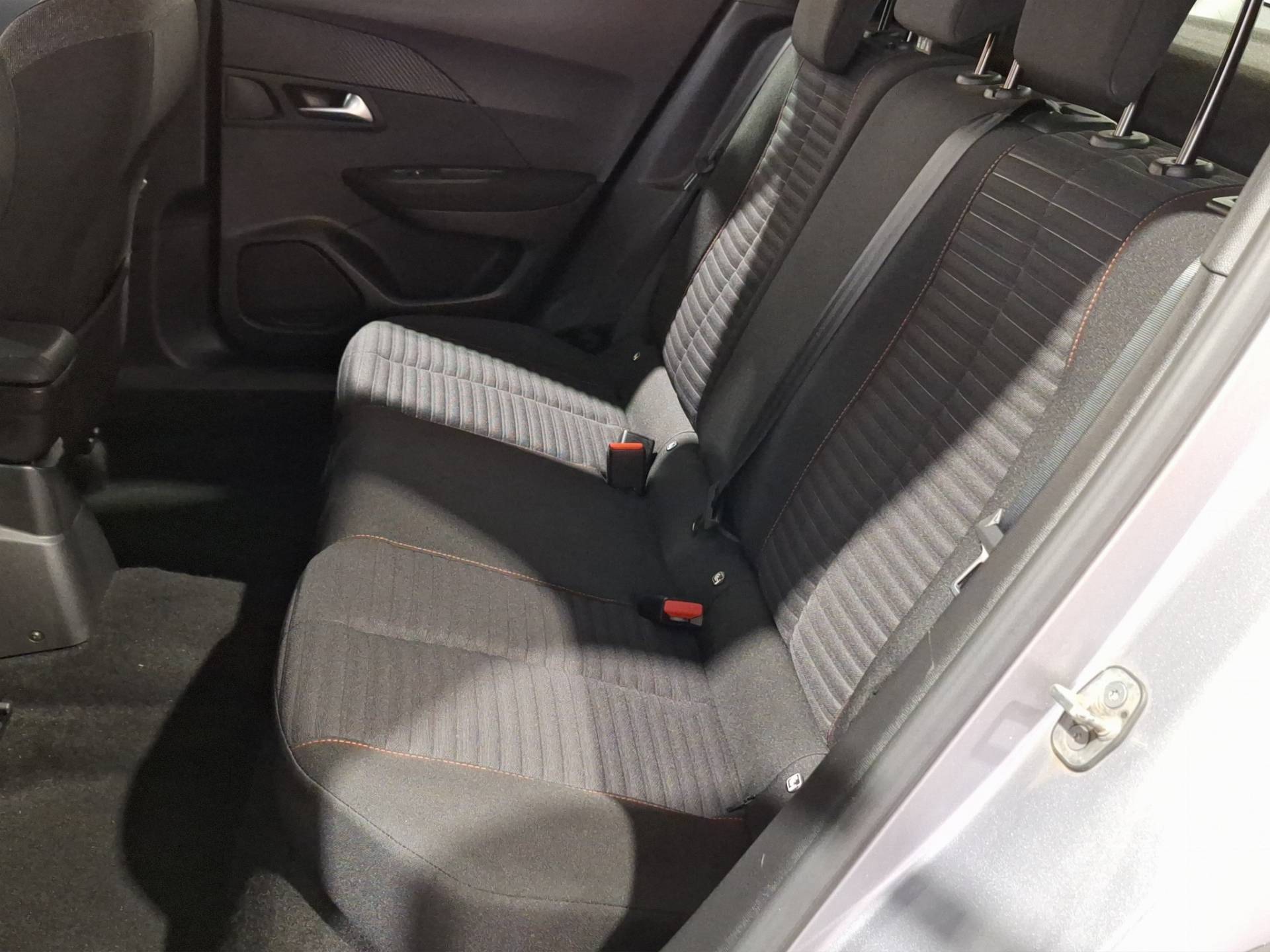 PEUGEOT 2008 - Foto 11