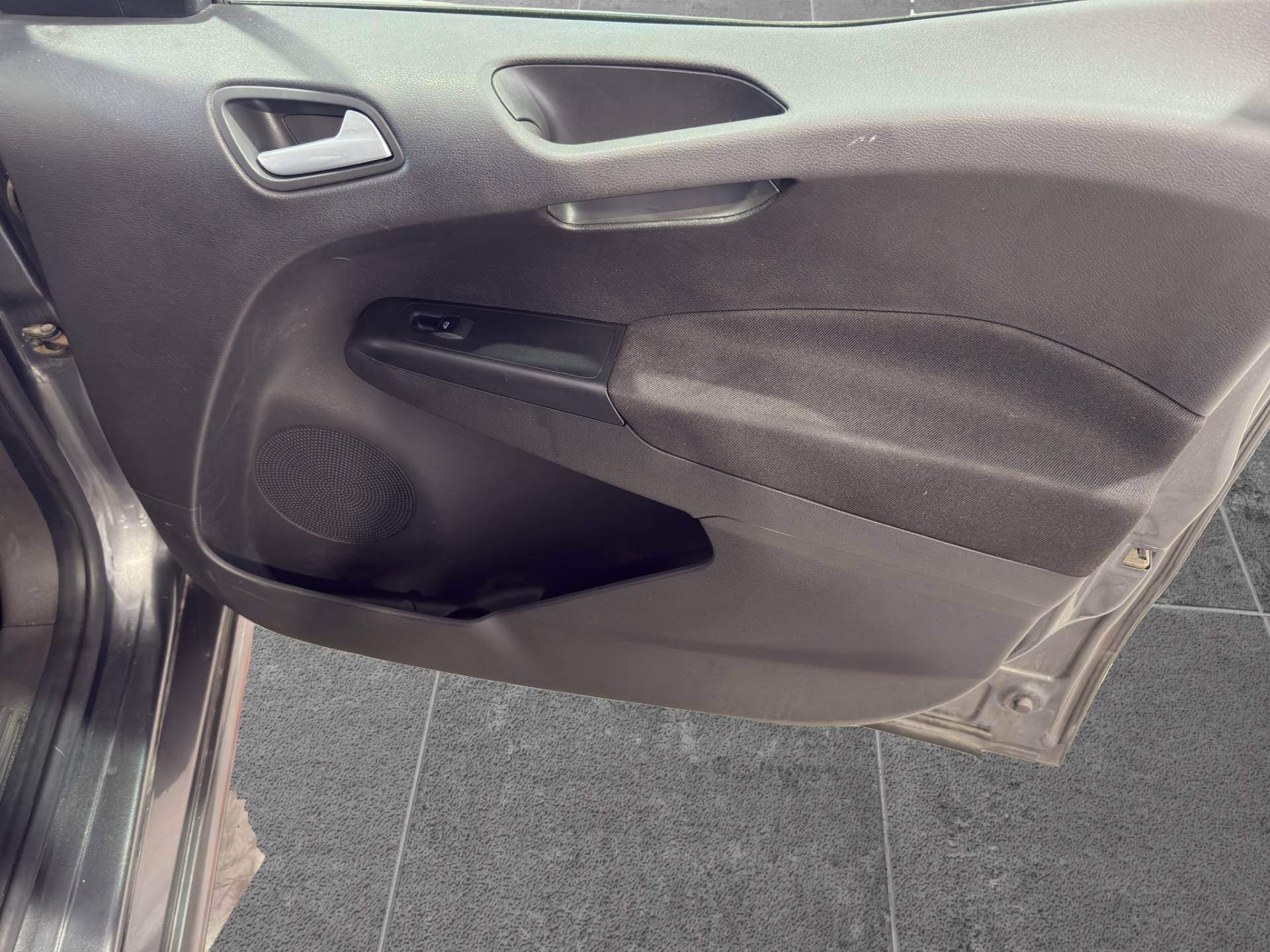 FORD Tourneo Courier - Foto 16