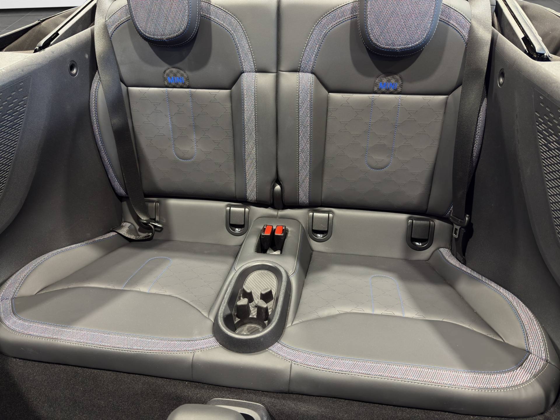 MINI Mini Cabrio - Foto 11
