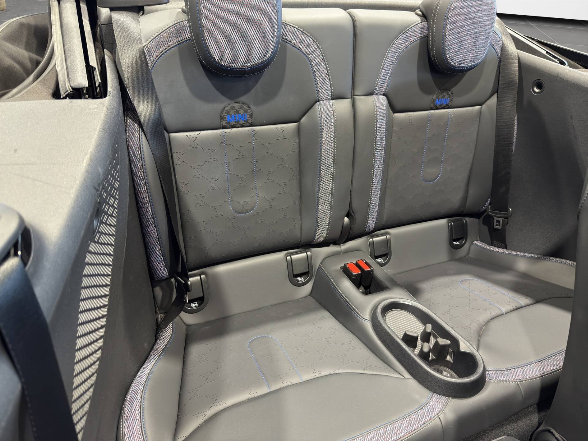 MINI Mini Cabrio - Foto 17