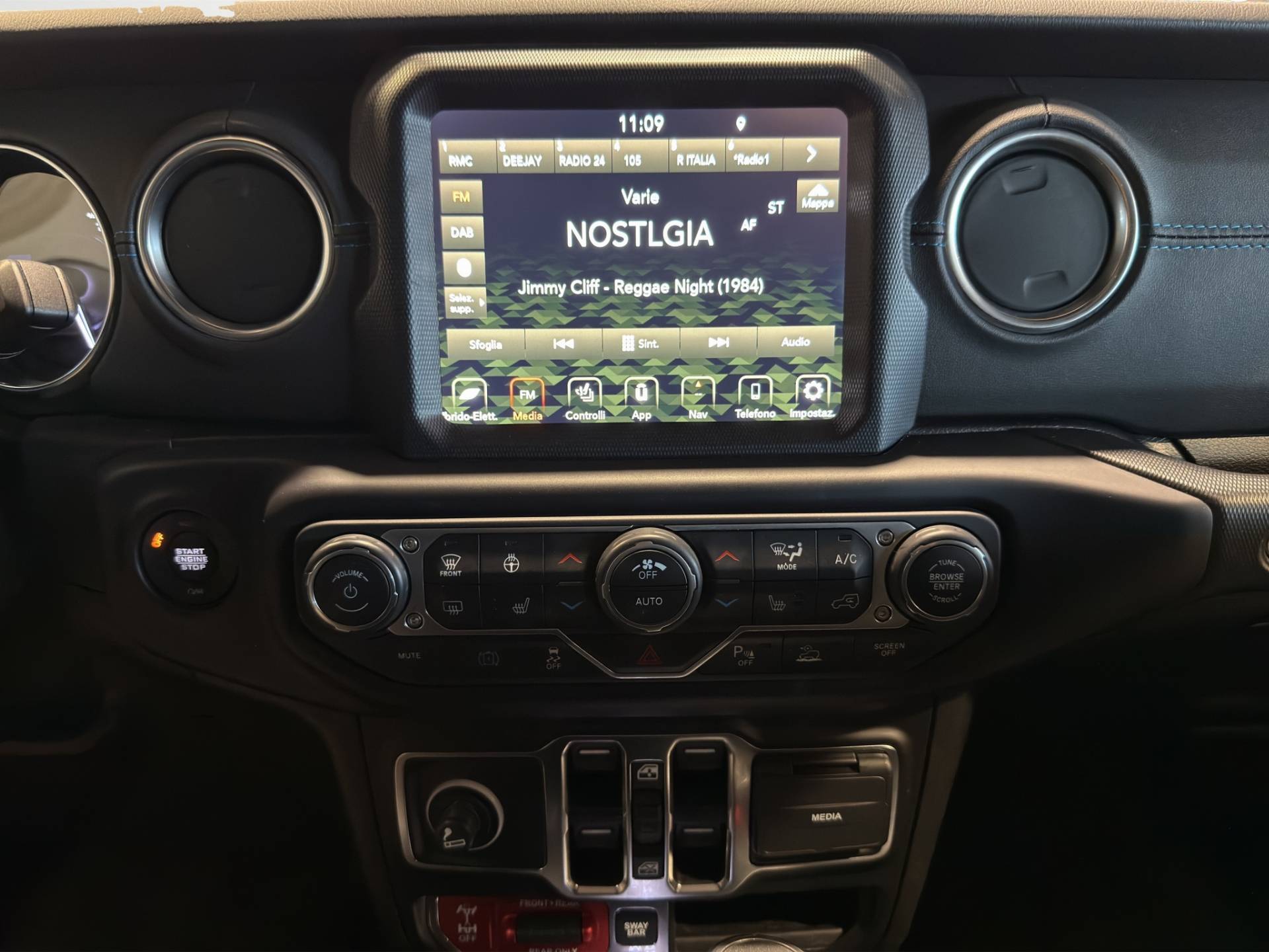 JEEP Wrangler - Foto 12