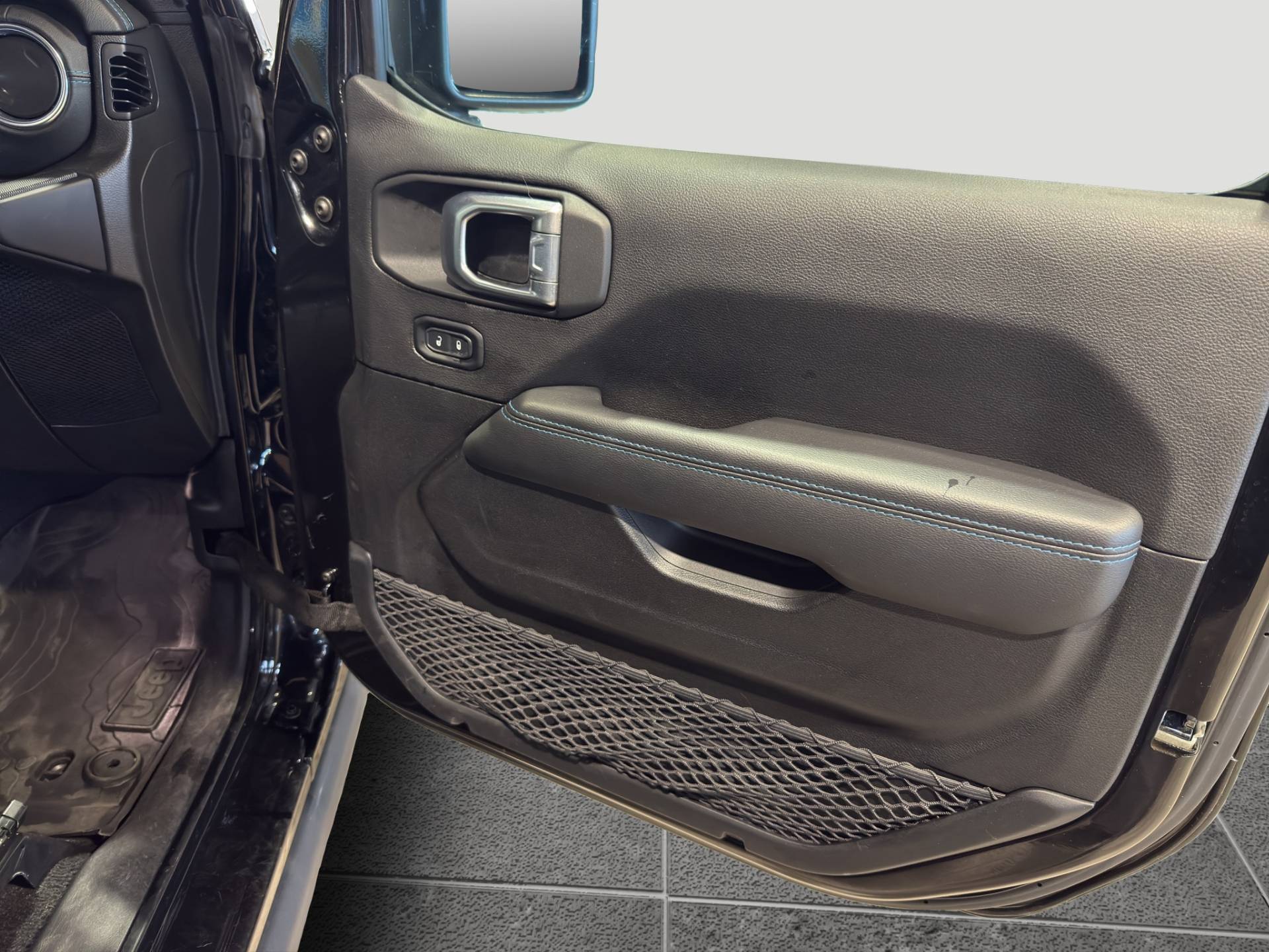 JEEP Wrangler - Foto 14