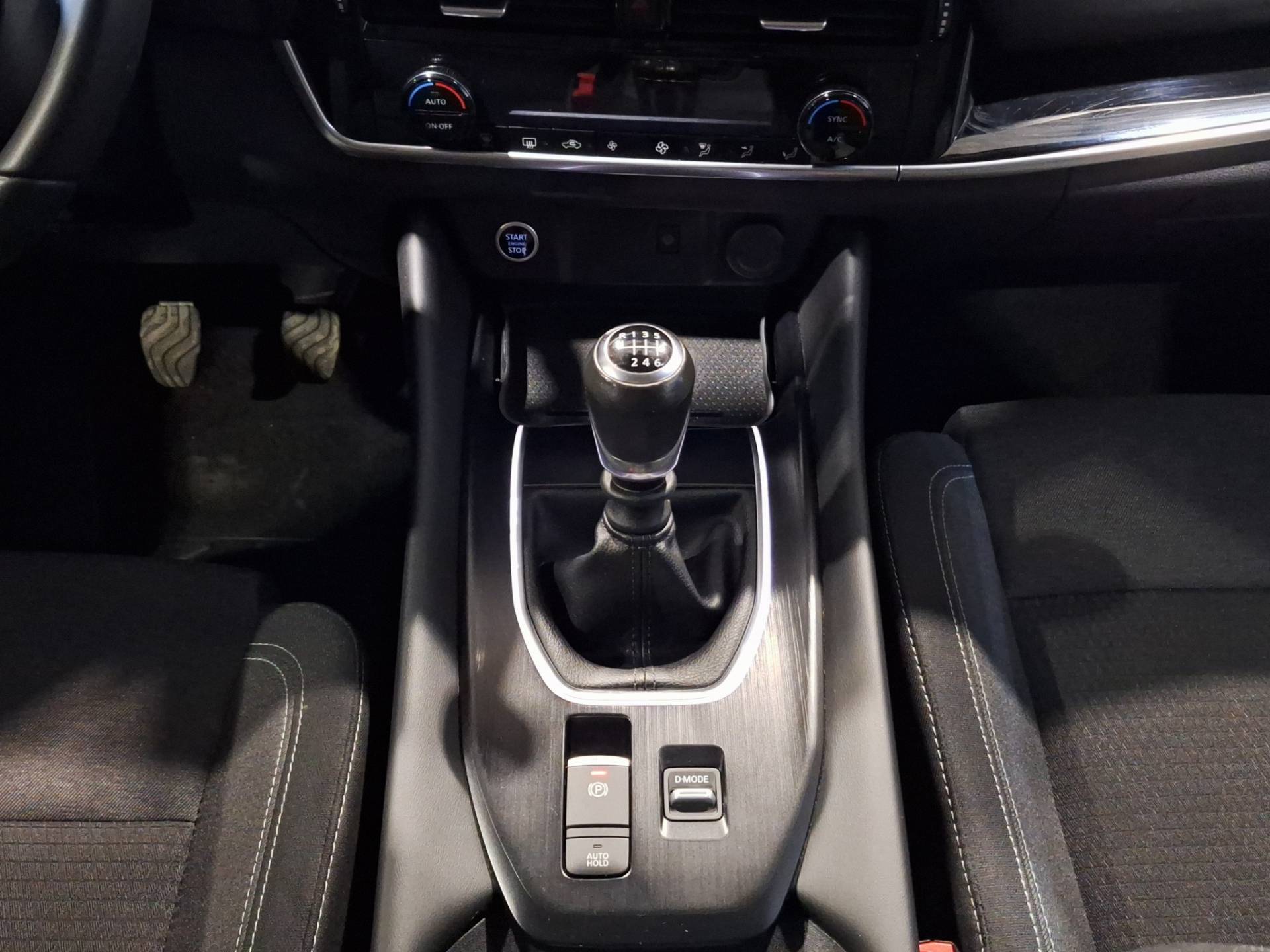 NISSAN Qashqai - Foto 13
