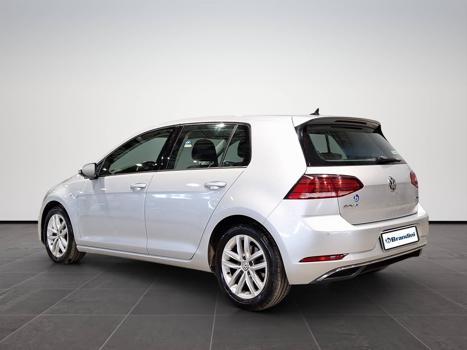 VOLKSWAGEN Golf - Foto 4