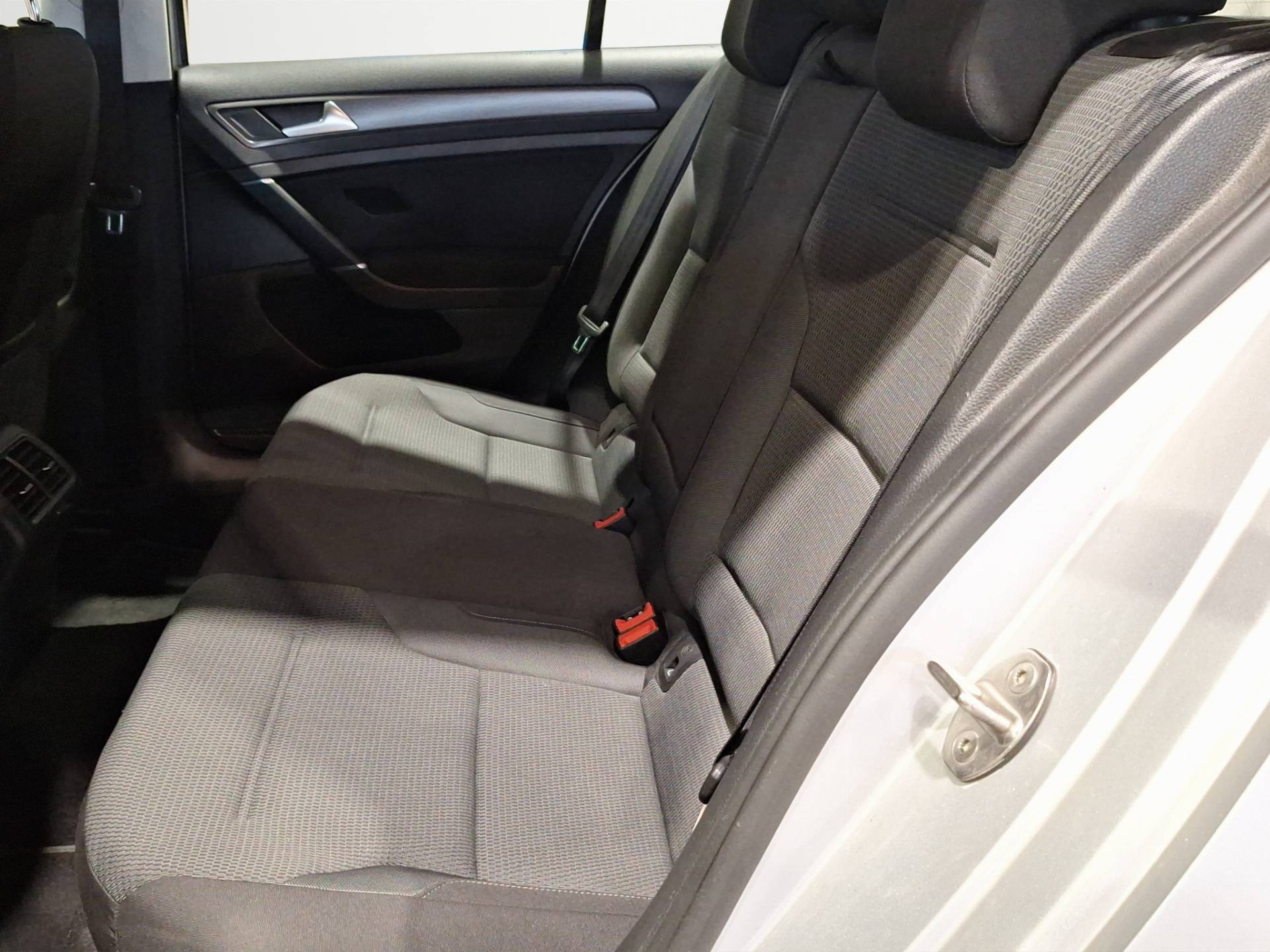 VOLKSWAGEN Golf - Foto 11