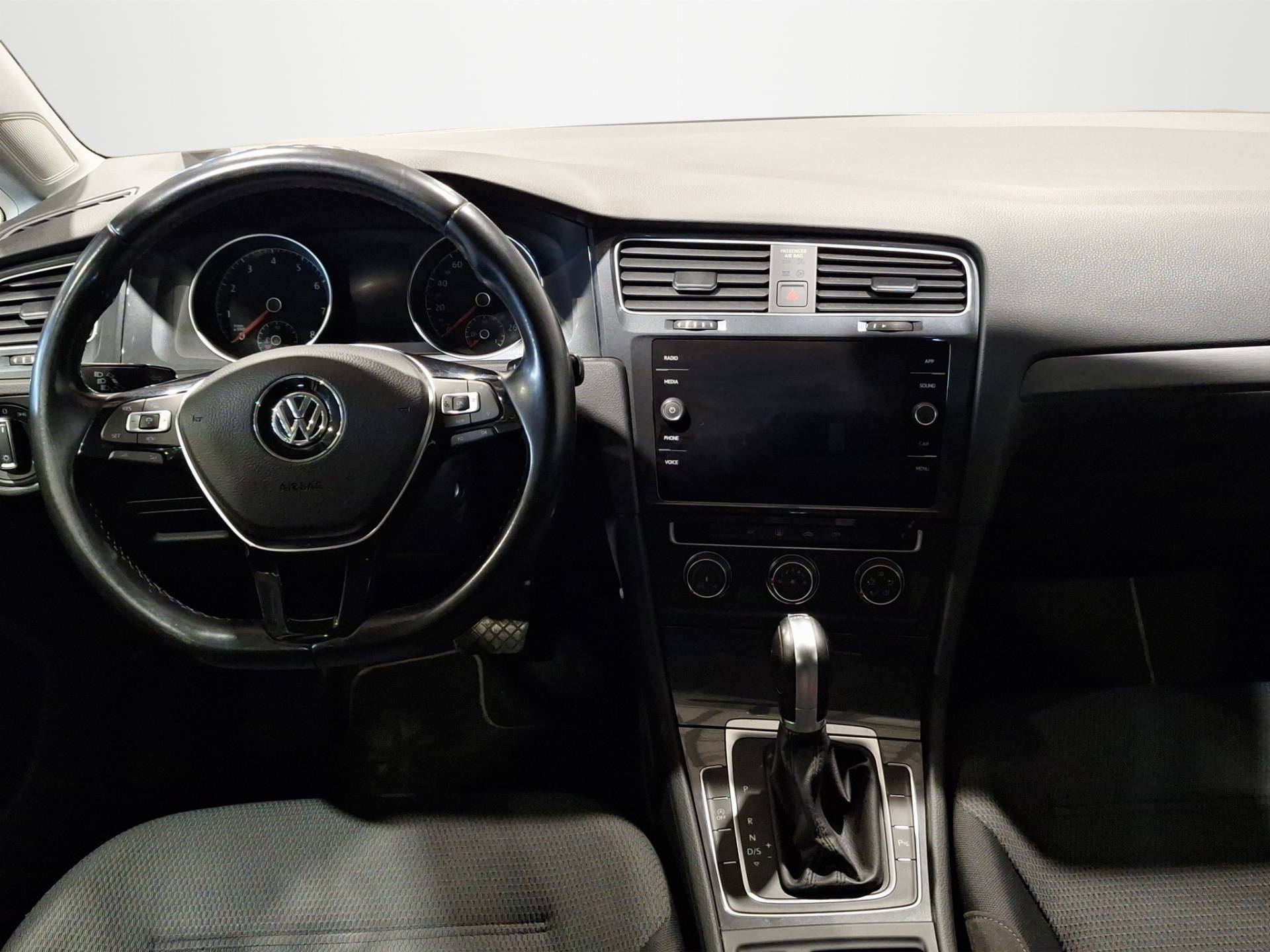 VOLKSWAGEN Golf - Foto 12