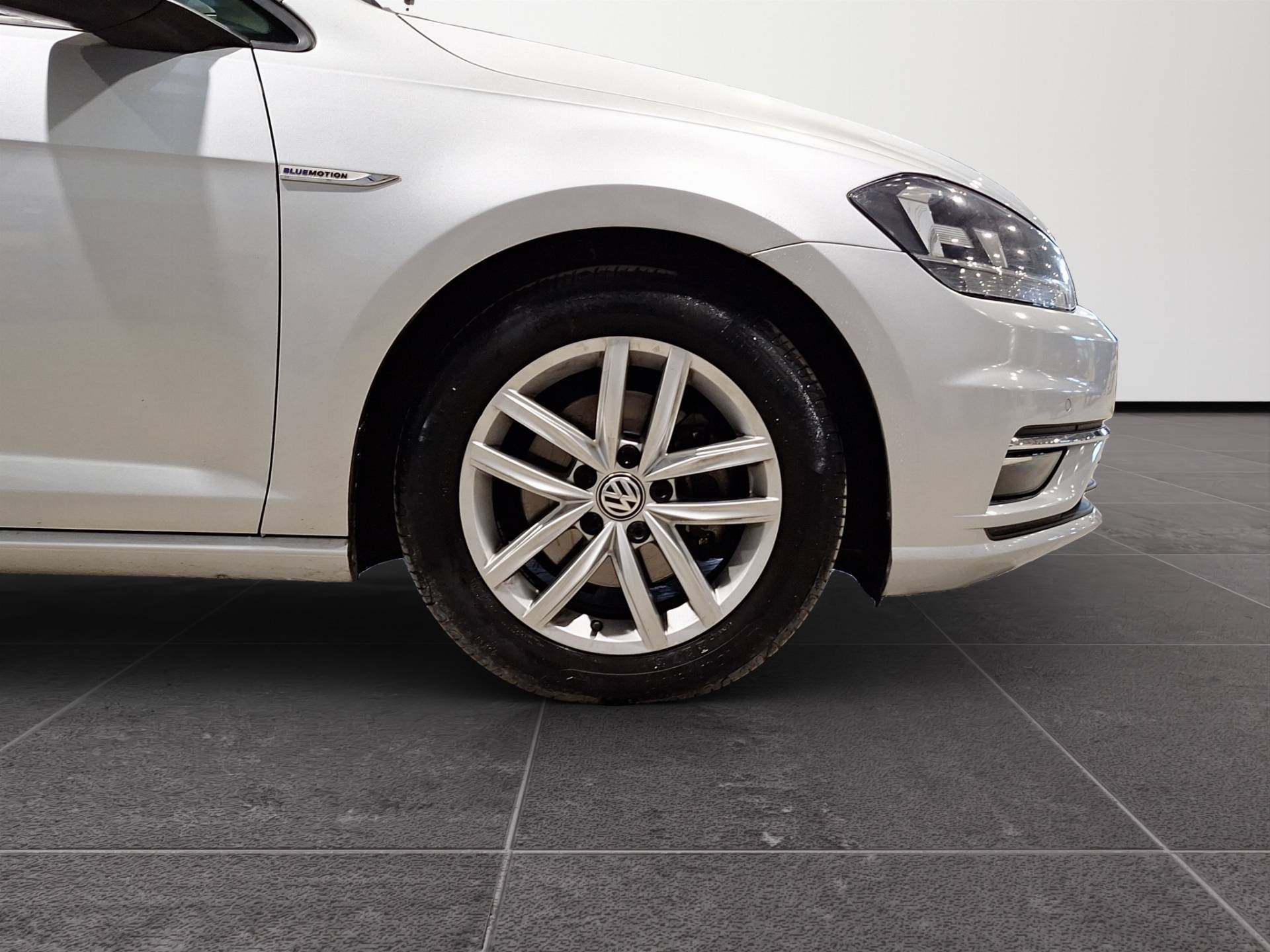 VOLKSWAGEN Golf - Foto 22