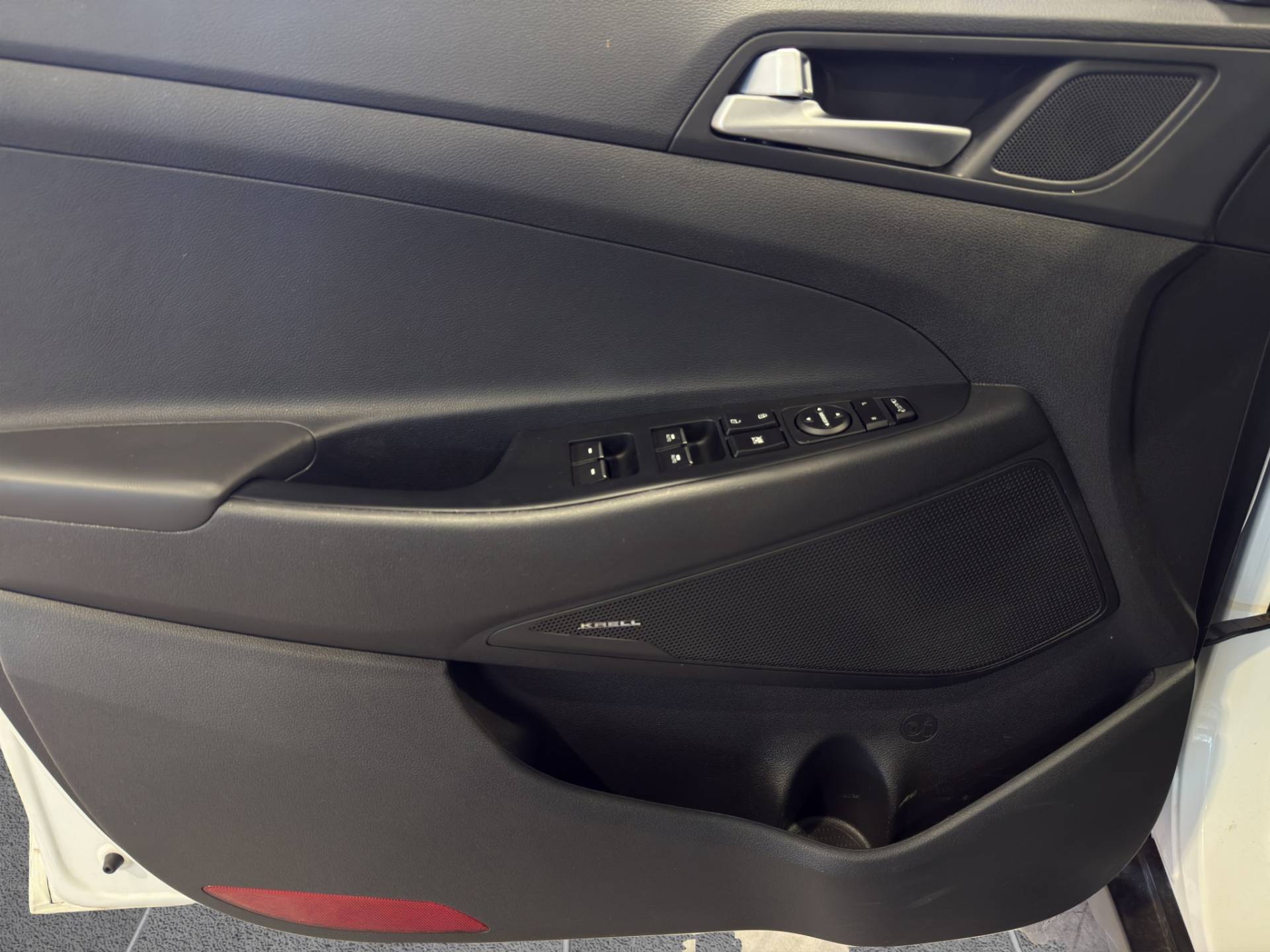 HYUNDAI Tucson - Foto 8