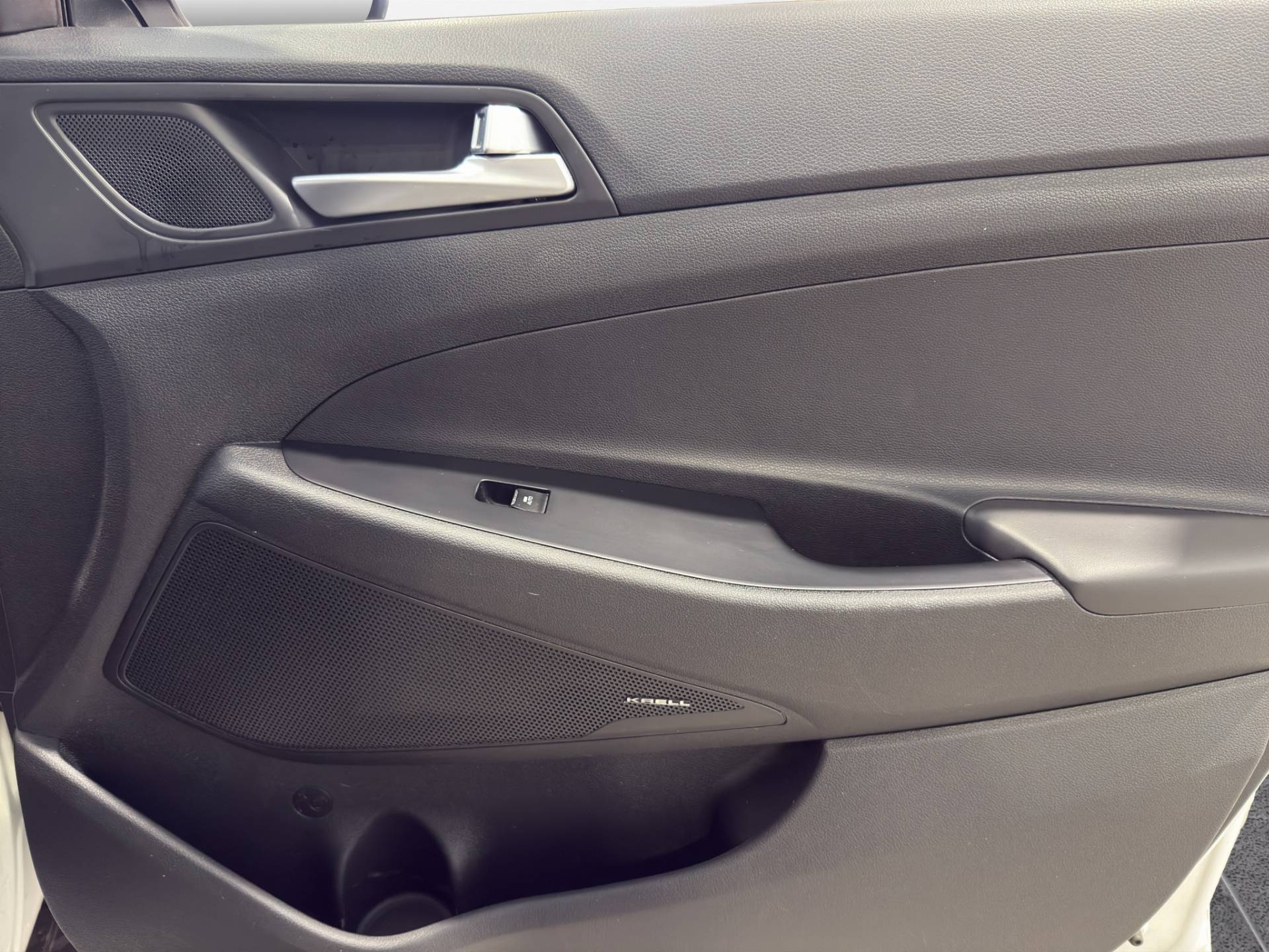 HYUNDAI Tucson - Foto 16