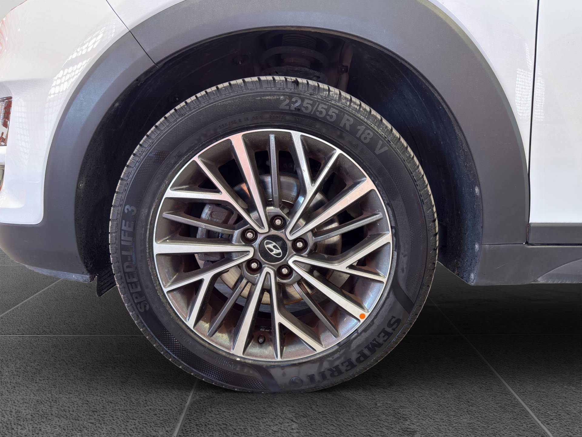 HYUNDAI Tucson - Foto 19