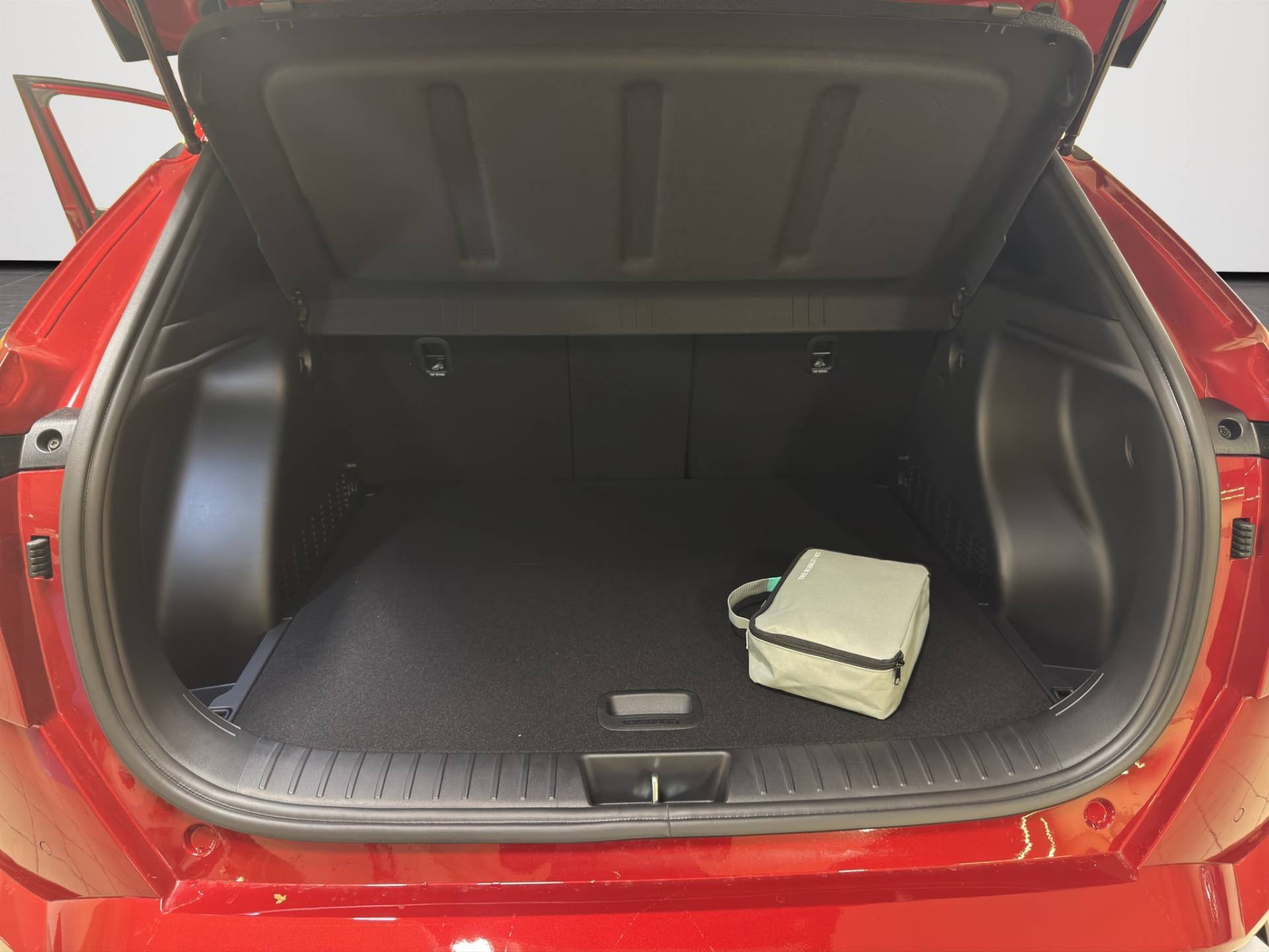 HYUNDAI Kona - Foto 18