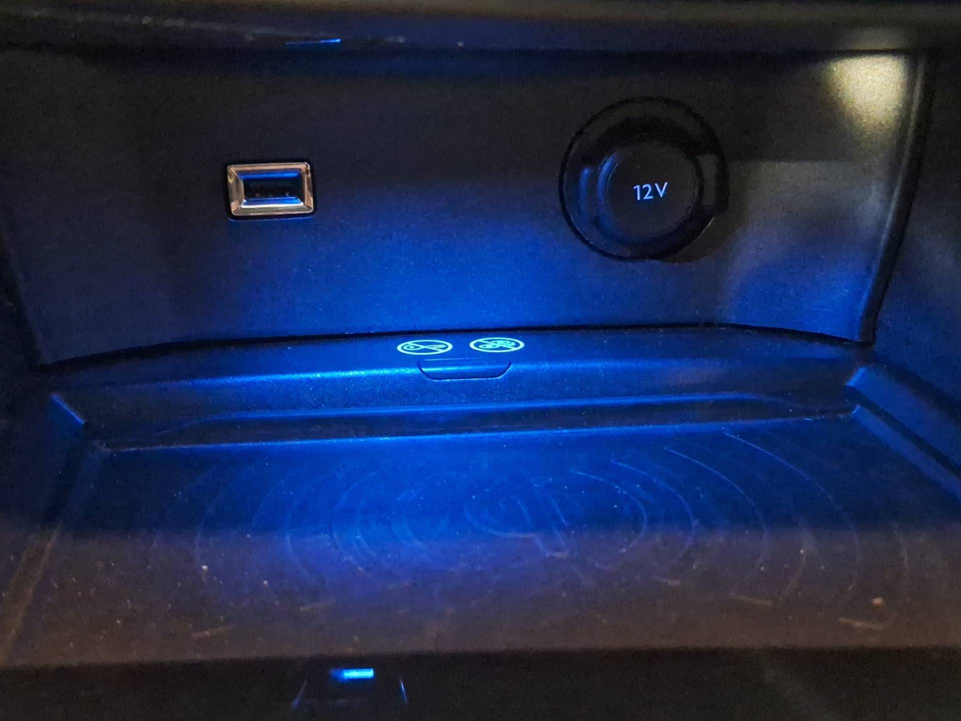 PEUGEOT 3008 - Foto 23