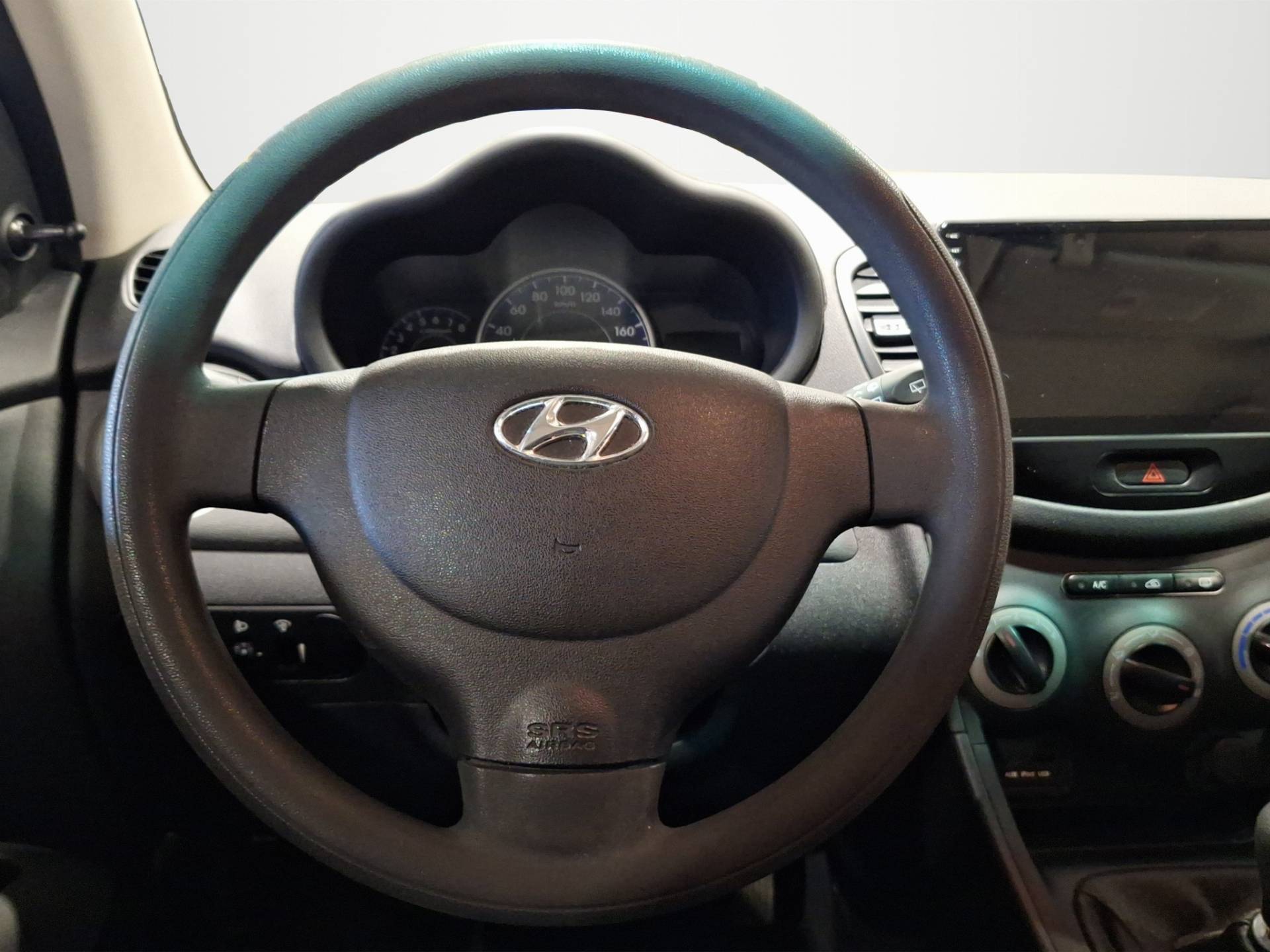 HYUNDAI I10 - Foto 9