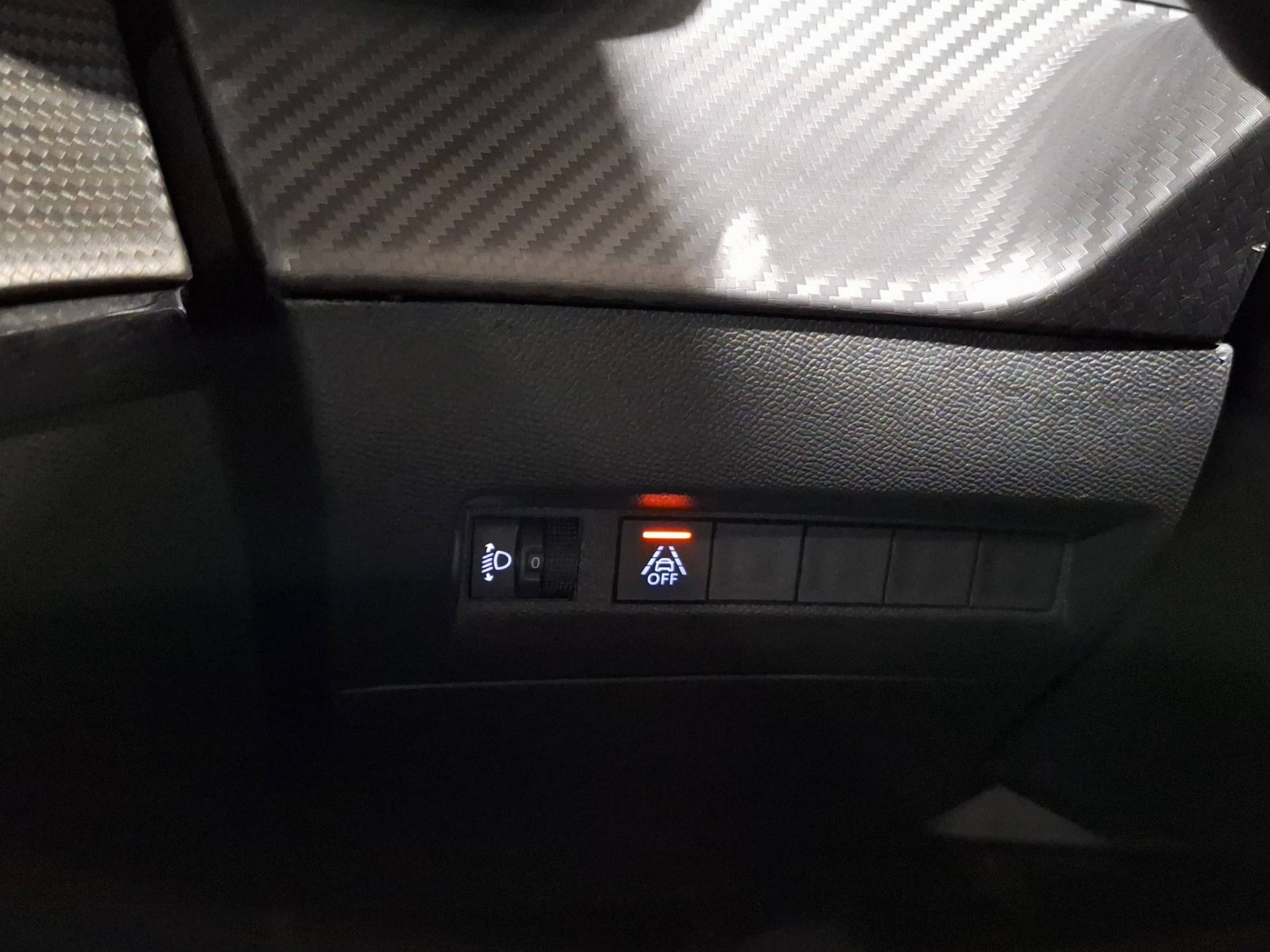 PEUGEOT 208 - Foto 30