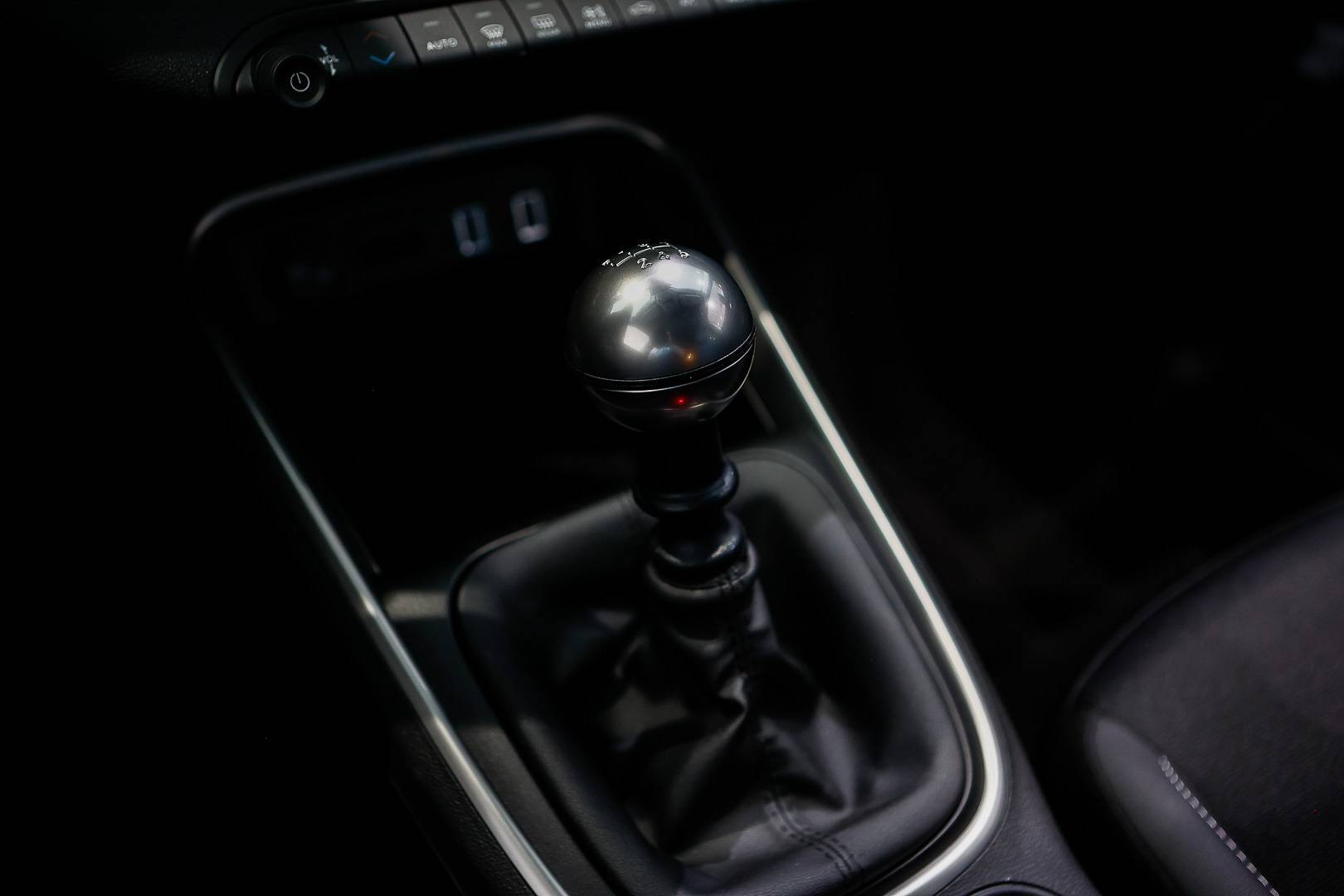 JEEP Avenger - Foto 20