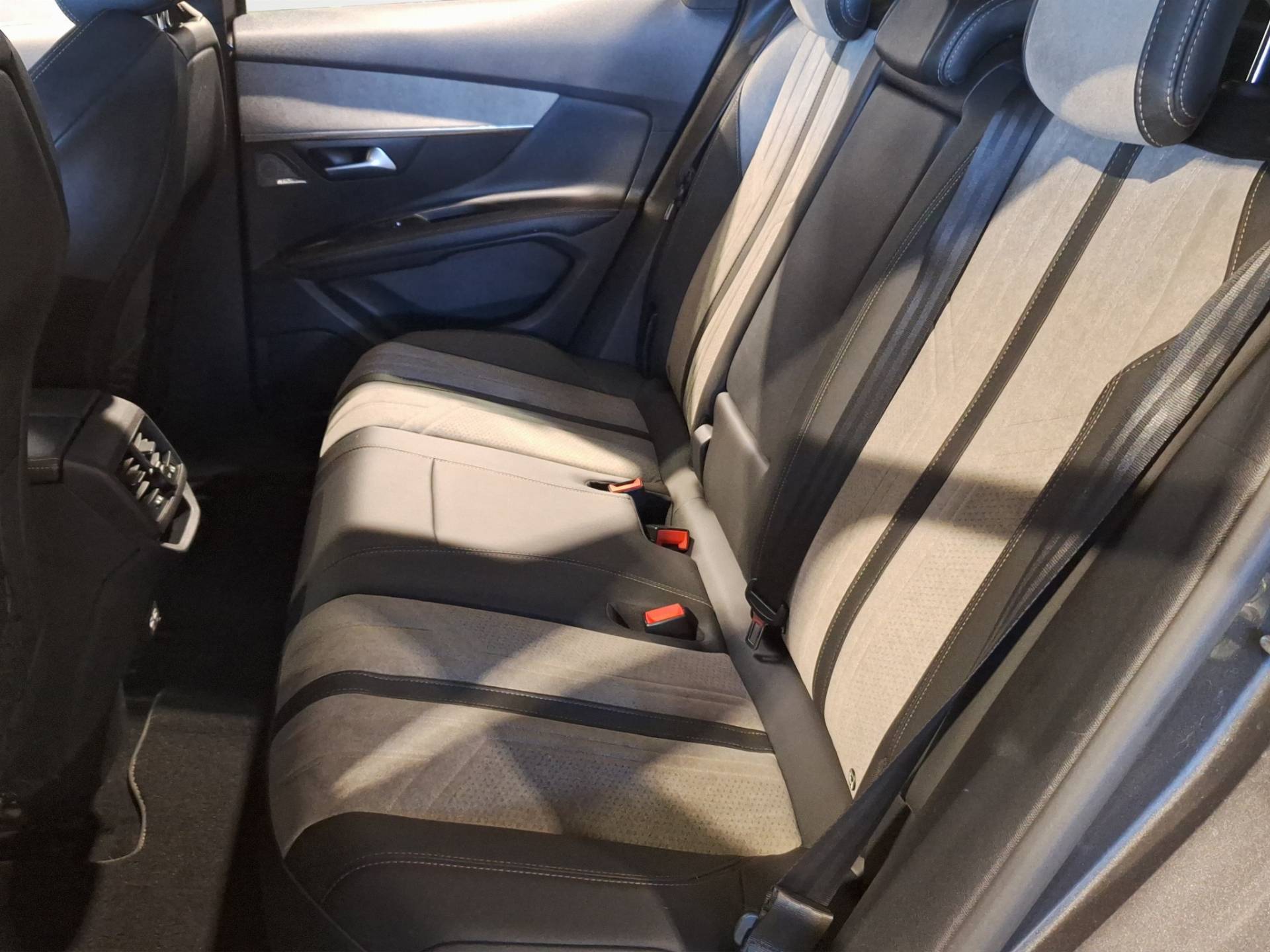 PEUGEOT 3008 - Foto 11