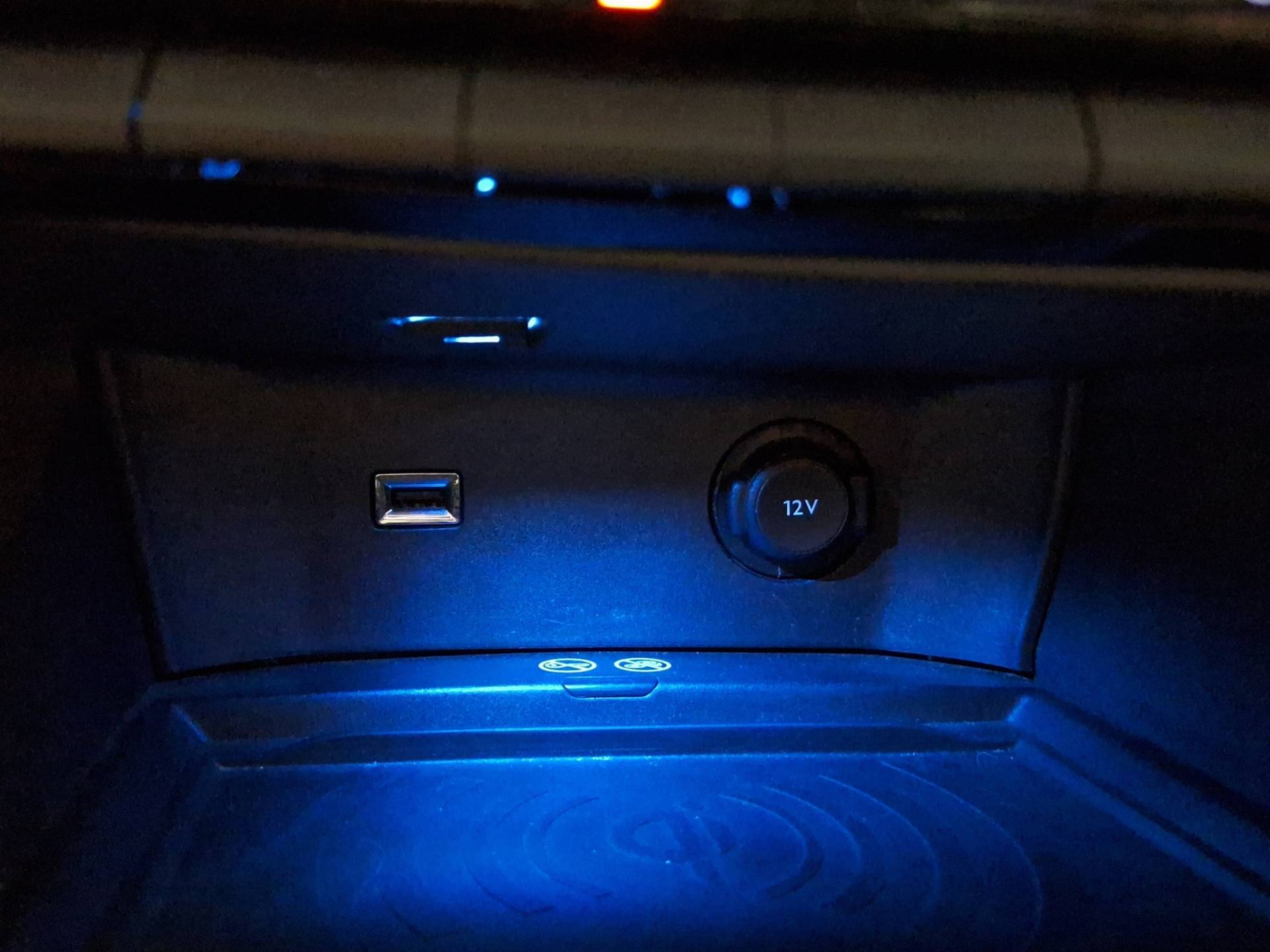 PEUGEOT 3008 - Foto 24