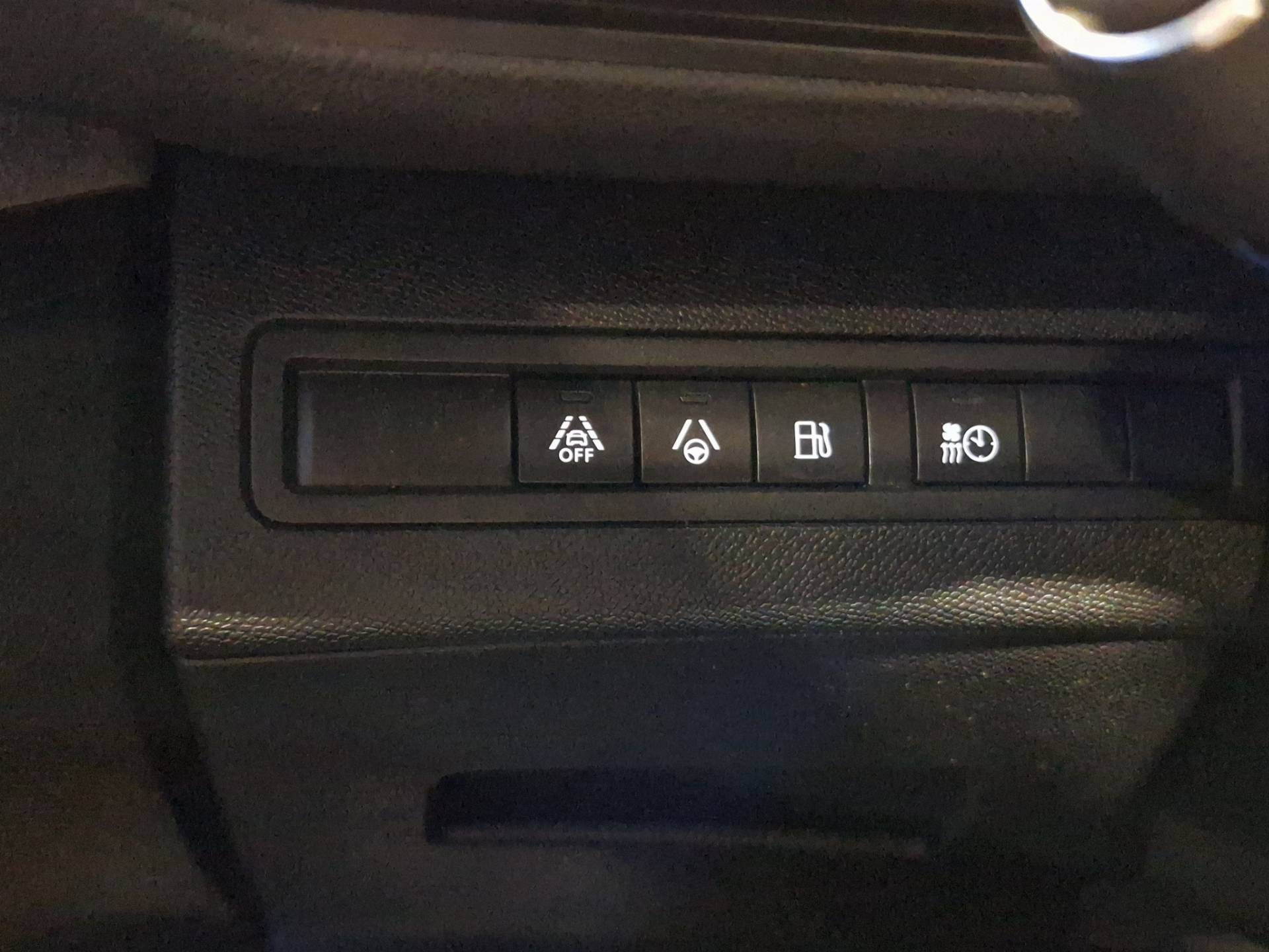 PEUGEOT 3008 - Foto 25