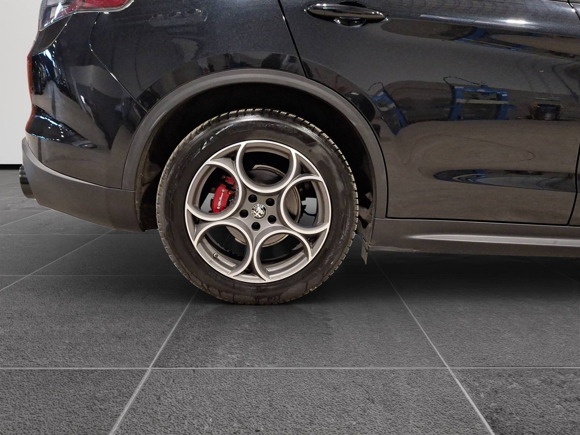 ALFA ROMEO Stelvio - Foto 21