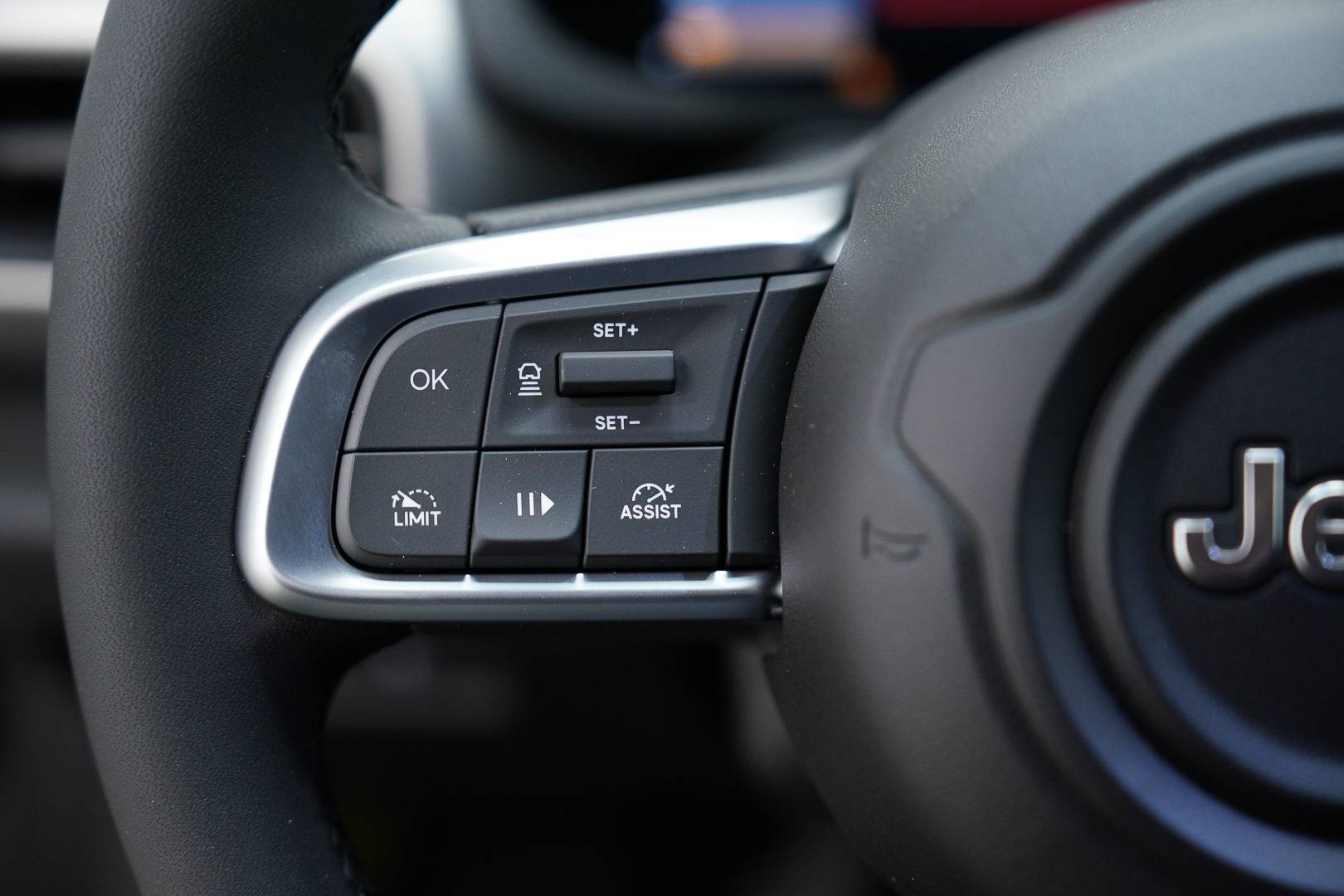 JEEP Avenger - Foto 12