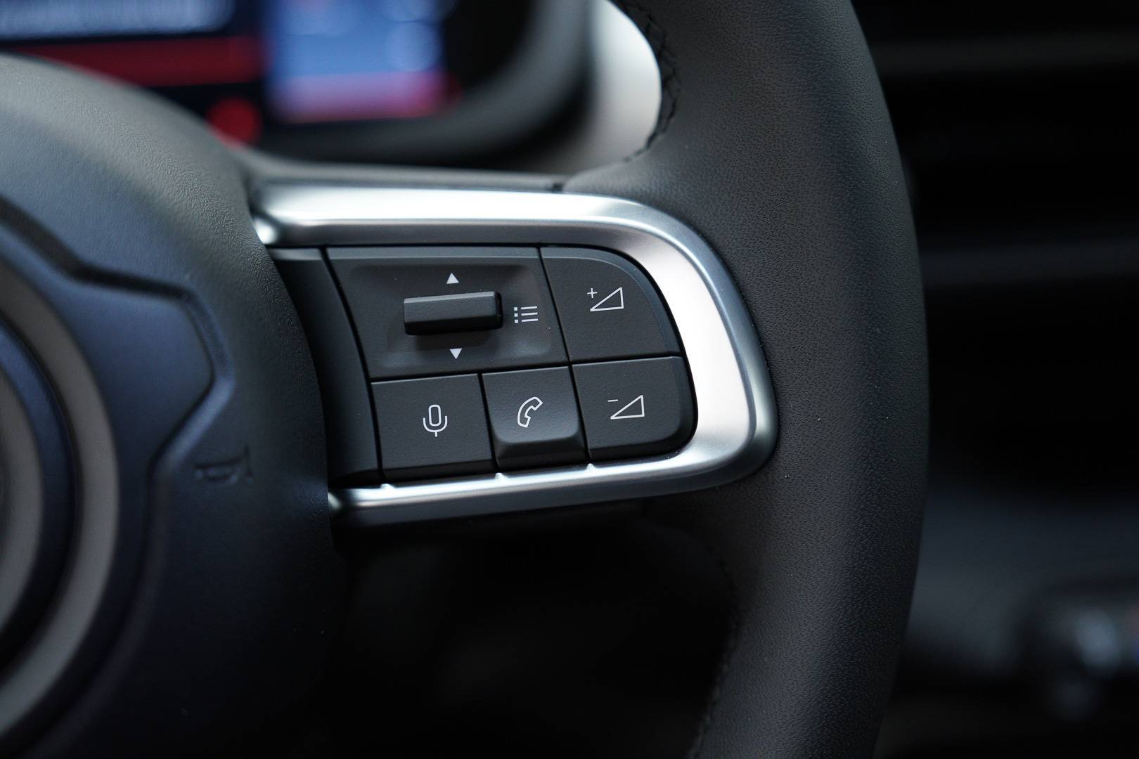 JEEP Avenger - Foto 13