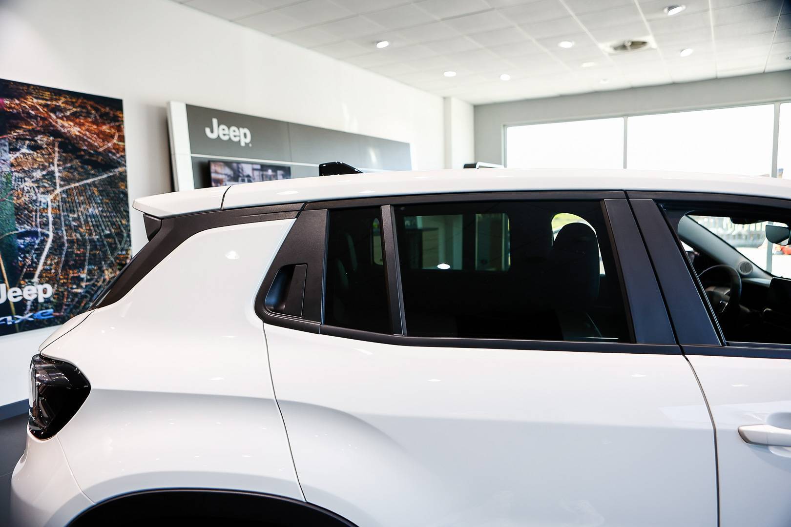 JEEP Avenger - Foto 6