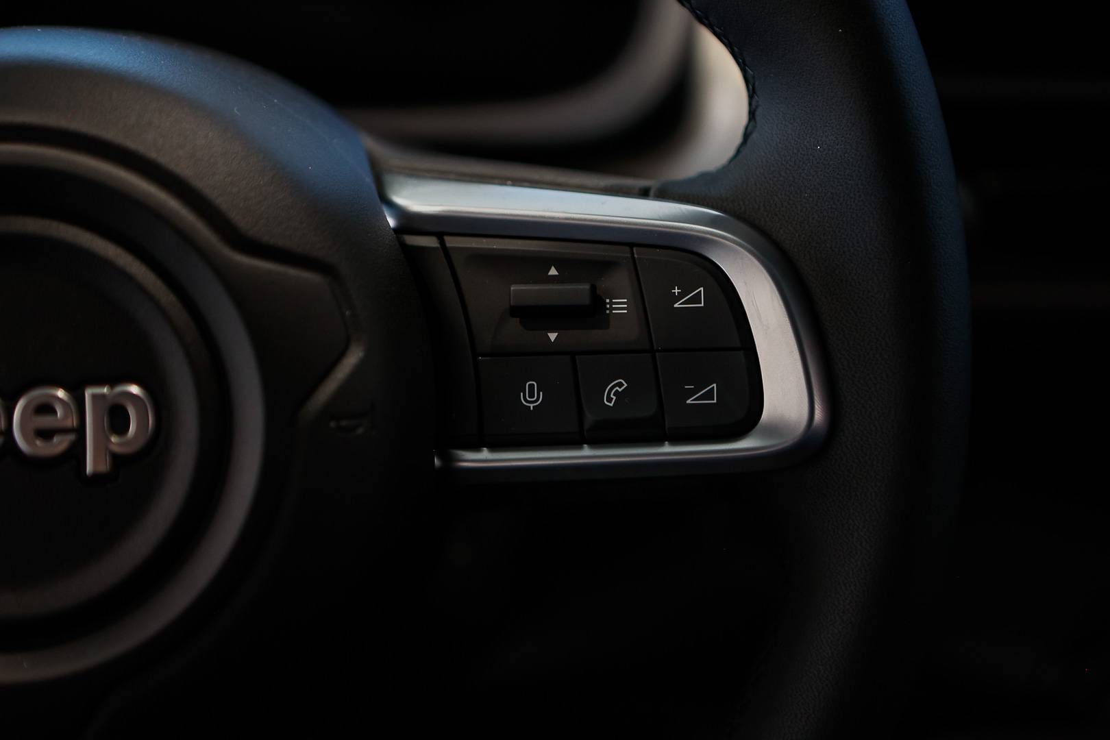 JEEP Avenger - Foto 13