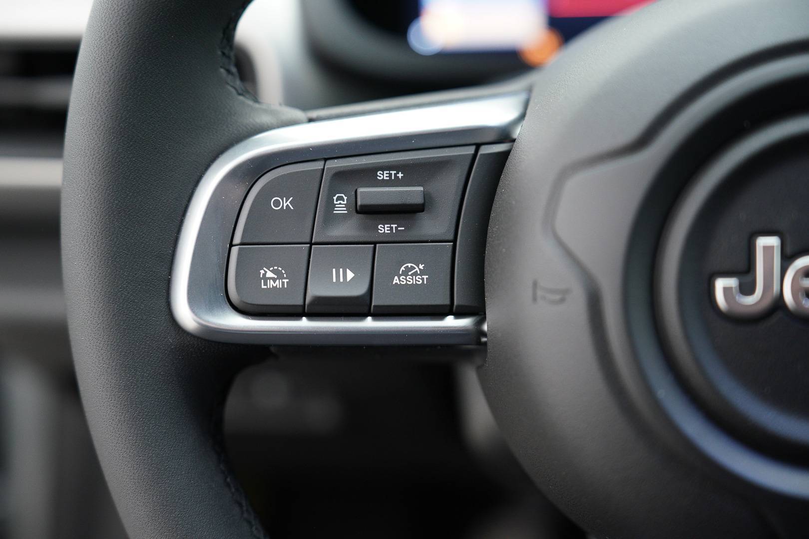 JEEP Avenger - Foto 12