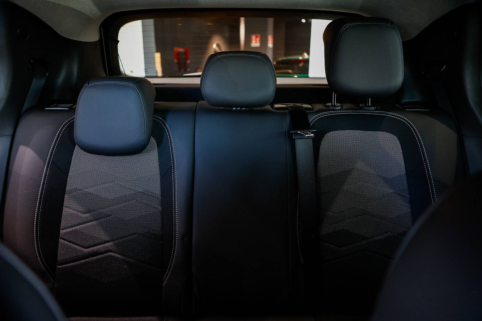 JEEP Avenger - Foto 24