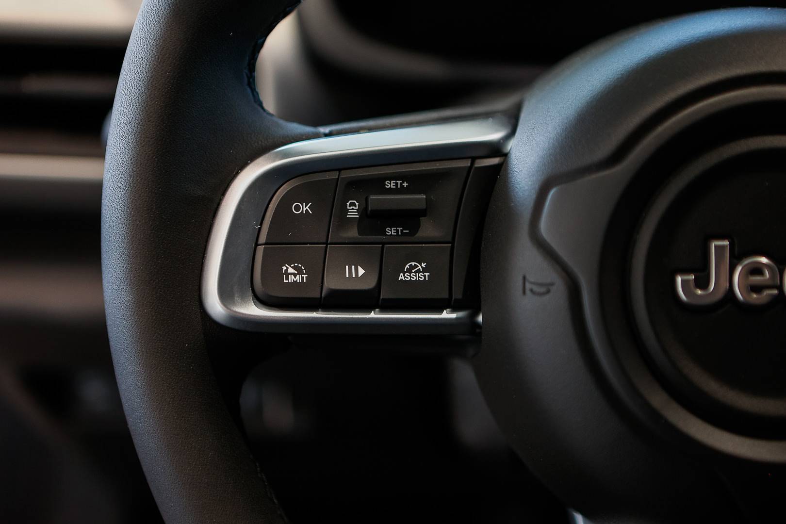 JEEP Avenger - Foto 12