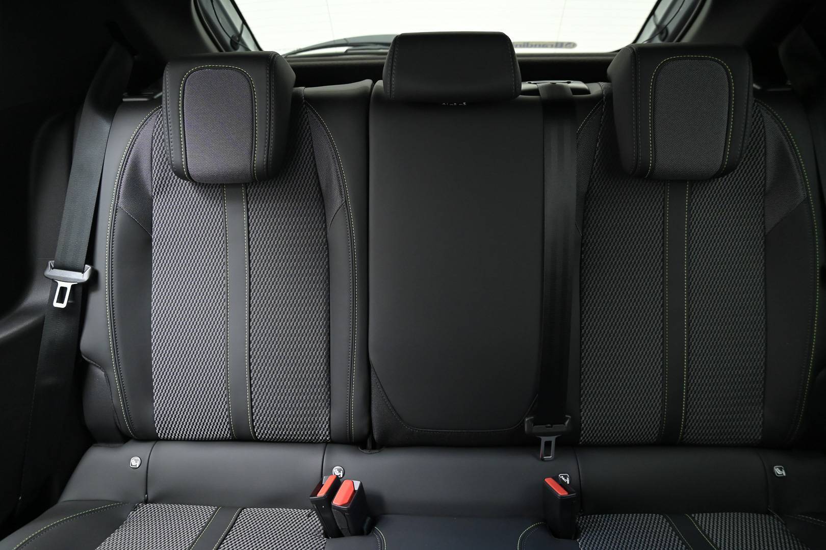 PEUGEOT 208 - Foto 7