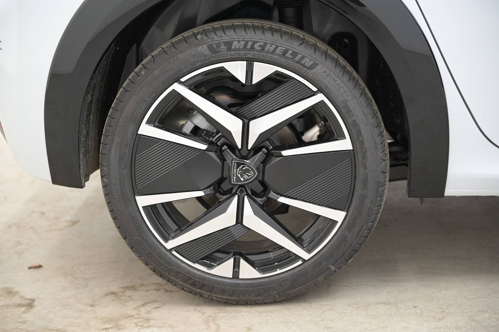 PEUGEOT 208 - Foto 10