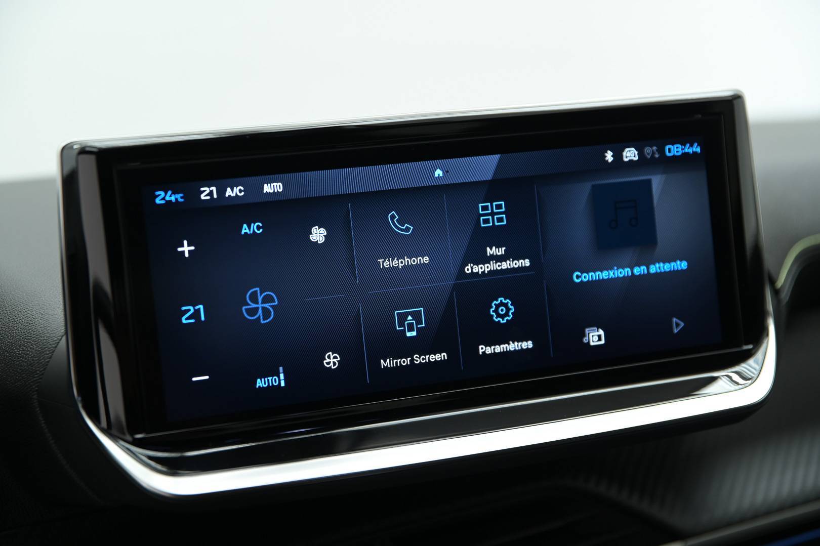 PEUGEOT 208 - Foto 25