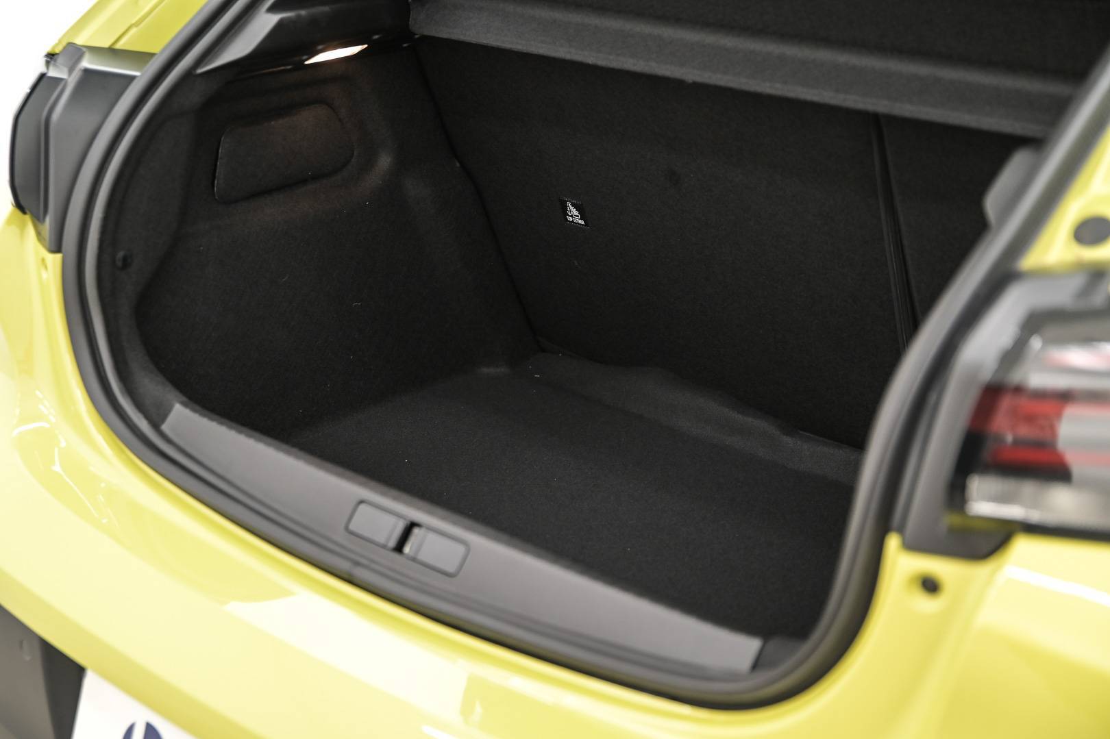 PEUGEOT 208 - Foto 6