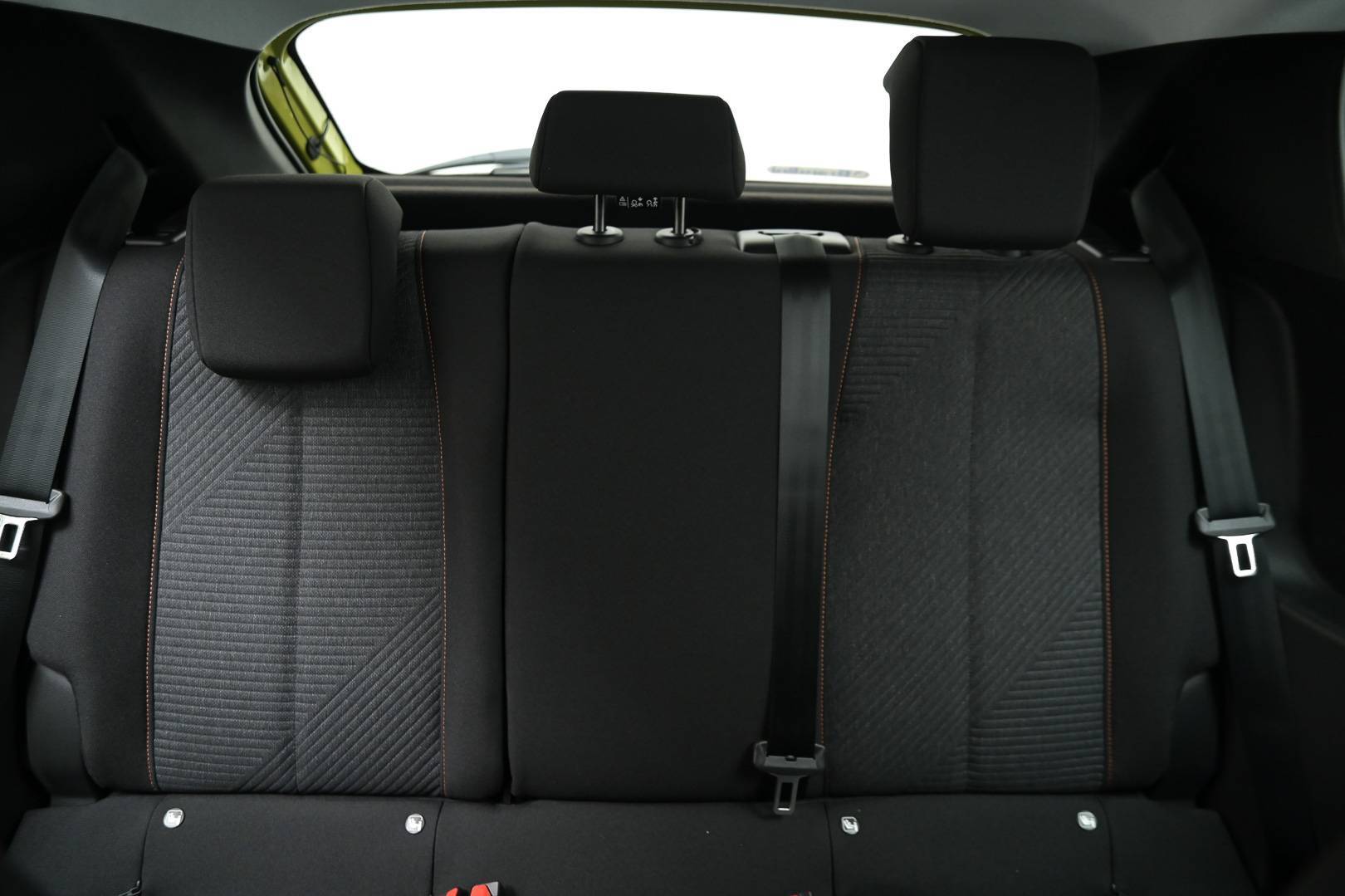 PEUGEOT 208 - Foto 7