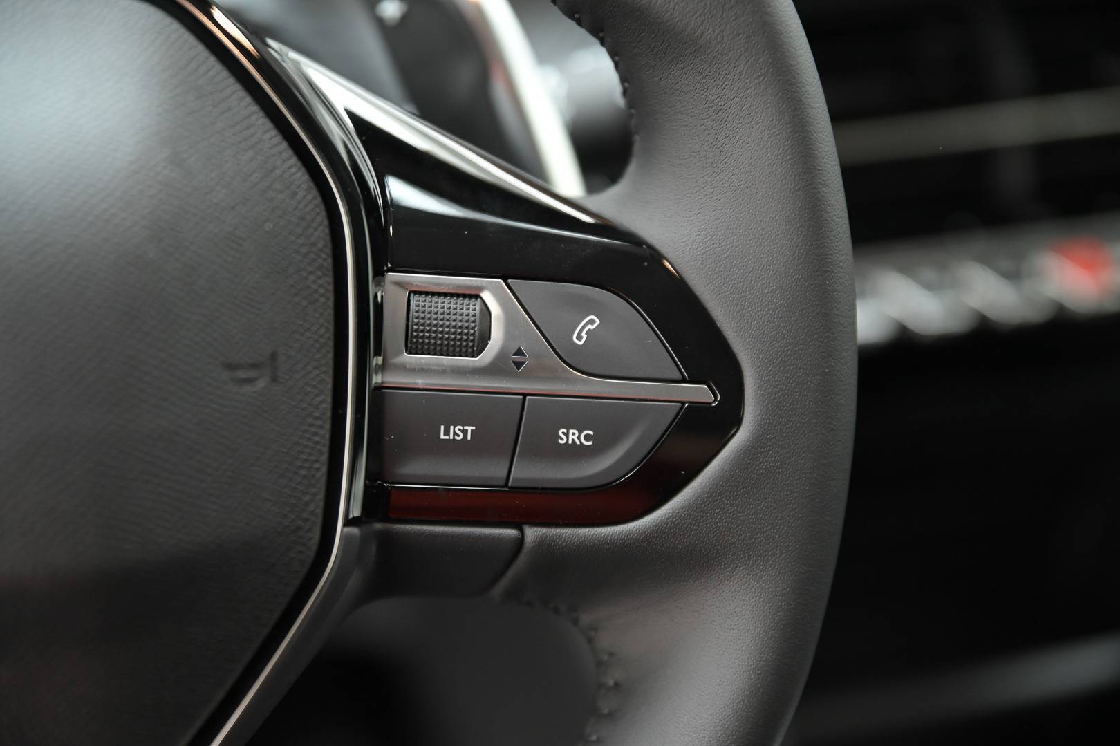 PEUGEOT 208 - Foto 19