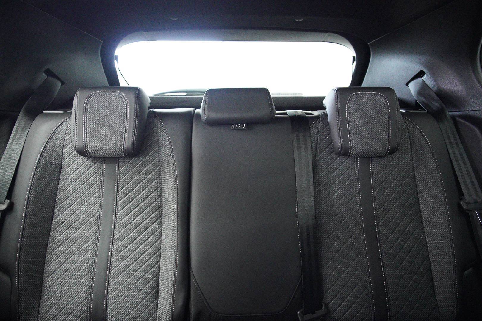 PEUGEOT 2008 - Foto 24