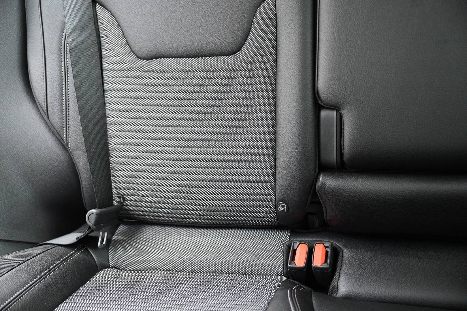 JEEP Compass - Foto 24