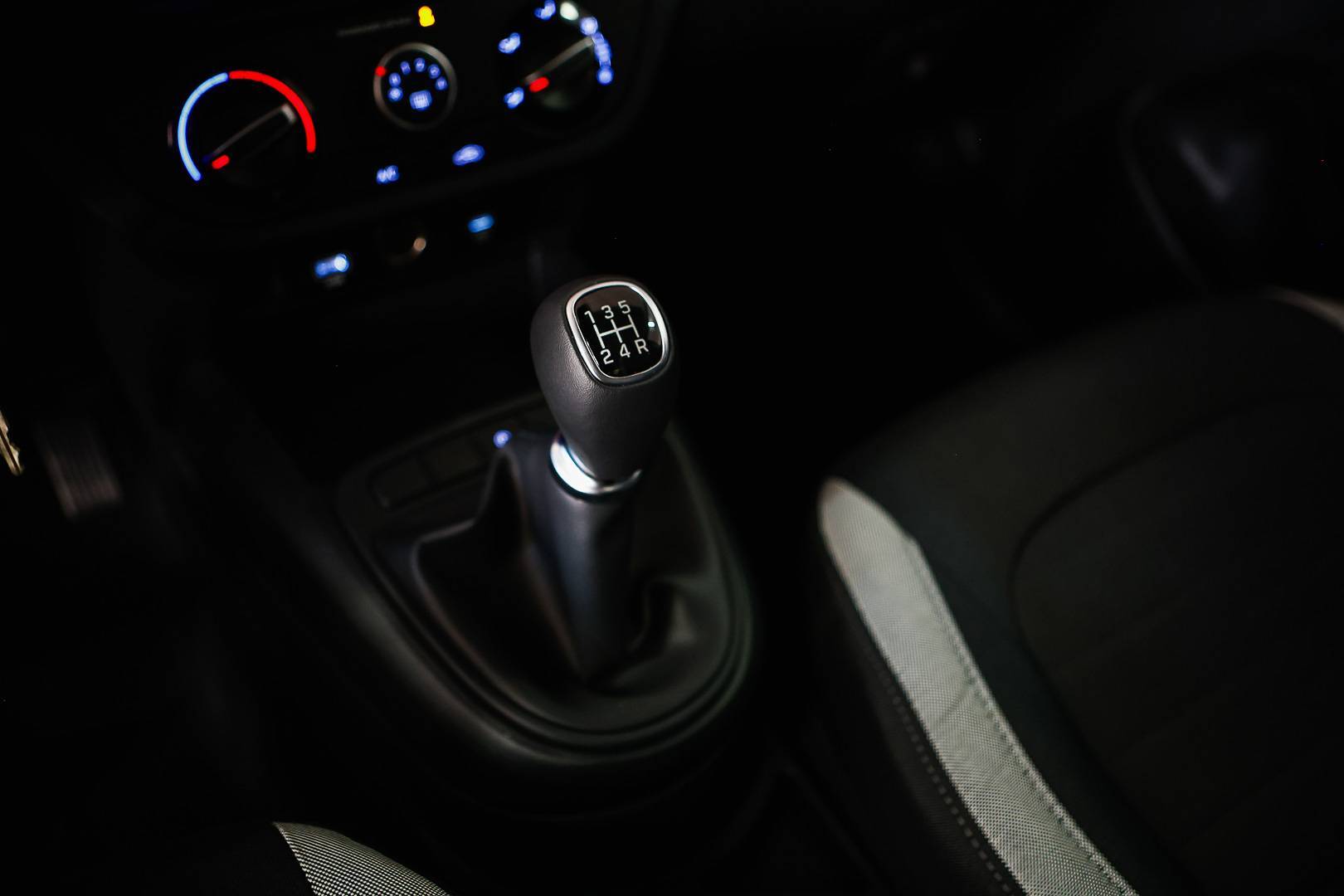 HYUNDAI I10 - Foto 20