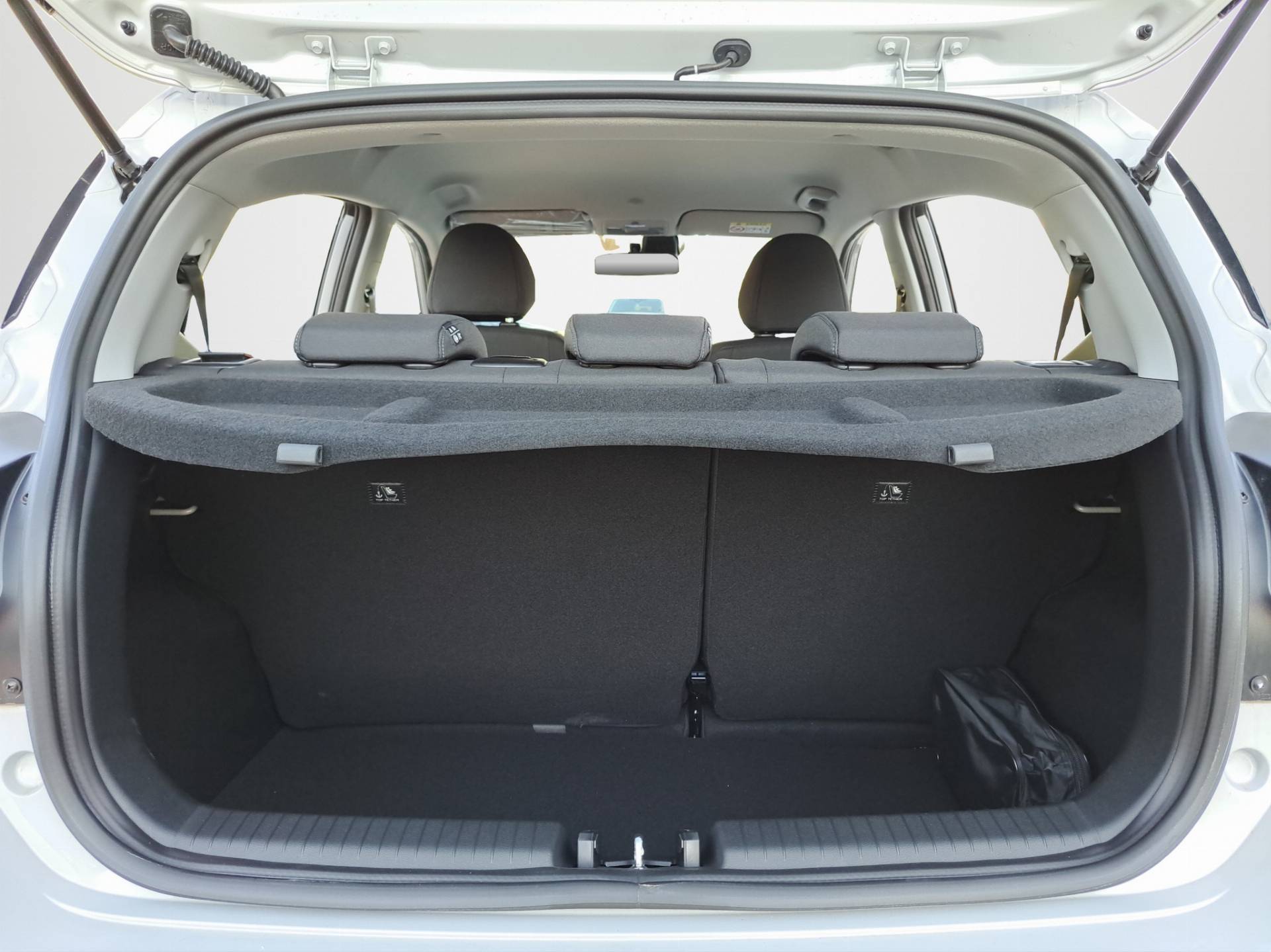 HYUNDAI I10 - Foto 18