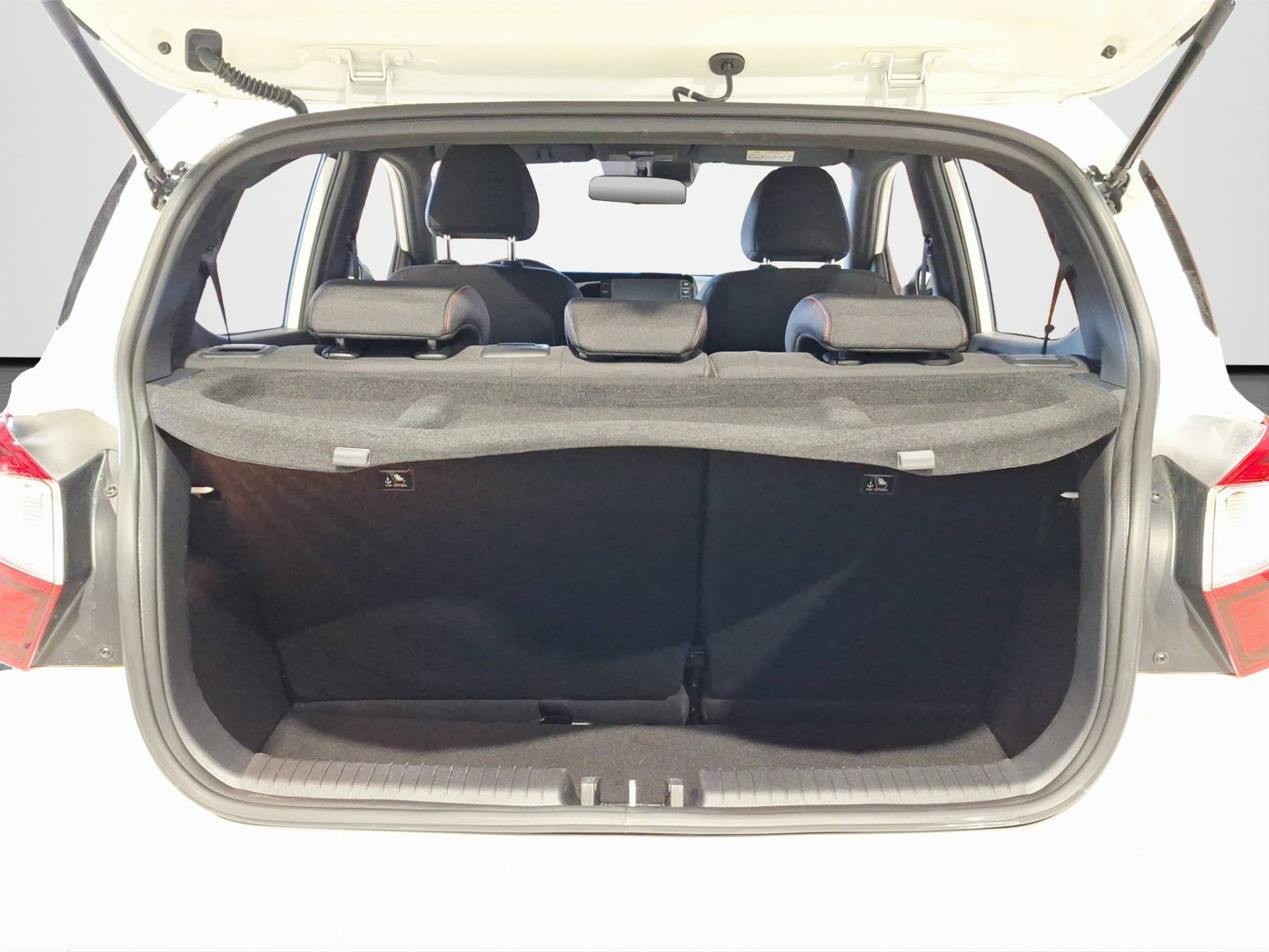 HYUNDAI I10 - Foto 18