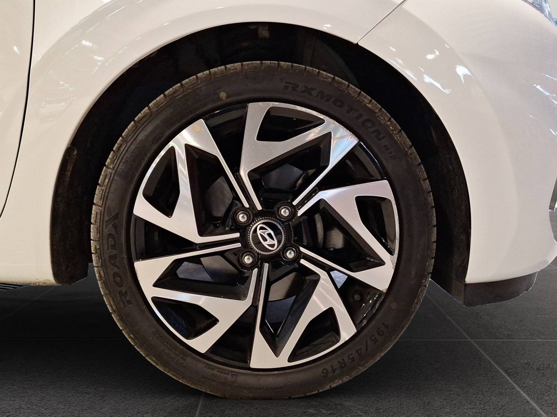 HYUNDAI I10 - Foto 22